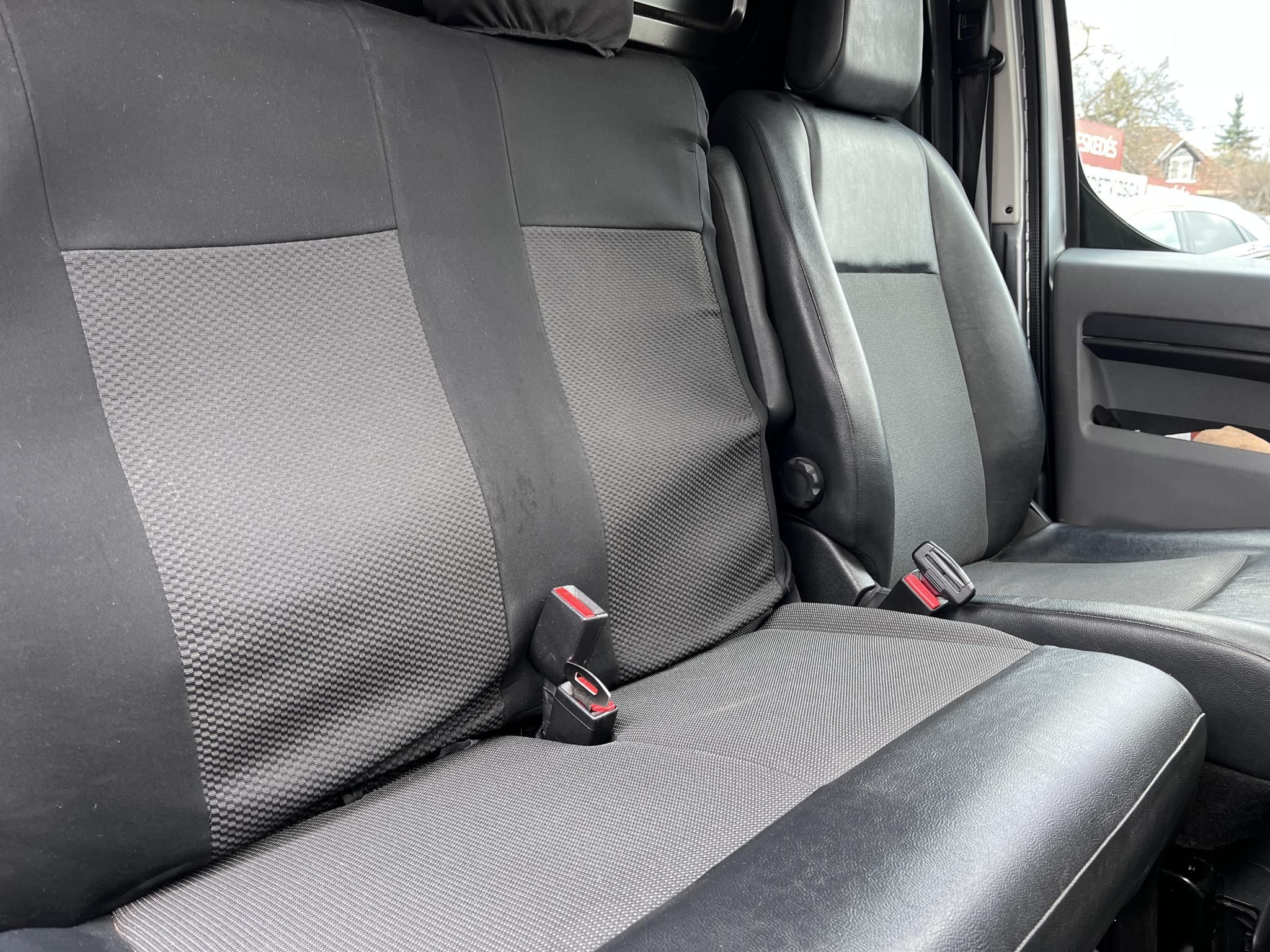 PEUGEOT EXPERT e-Expert L1 Premium 50 kWh (Automata)