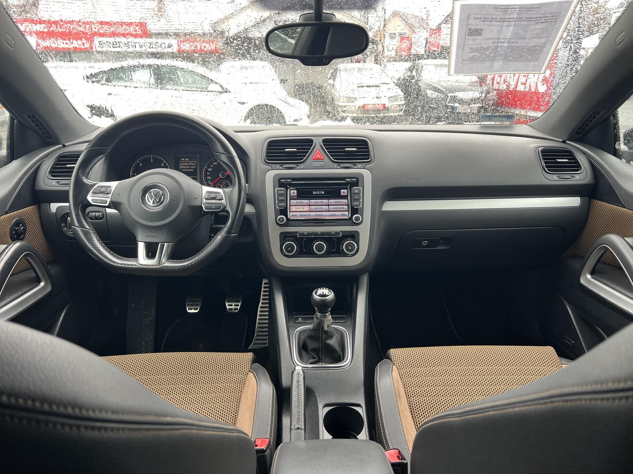 VOLKSWAGEN SCIROCCO 2.0 CR TDI Klíma Tempomat Bluetooth Multi kormány!