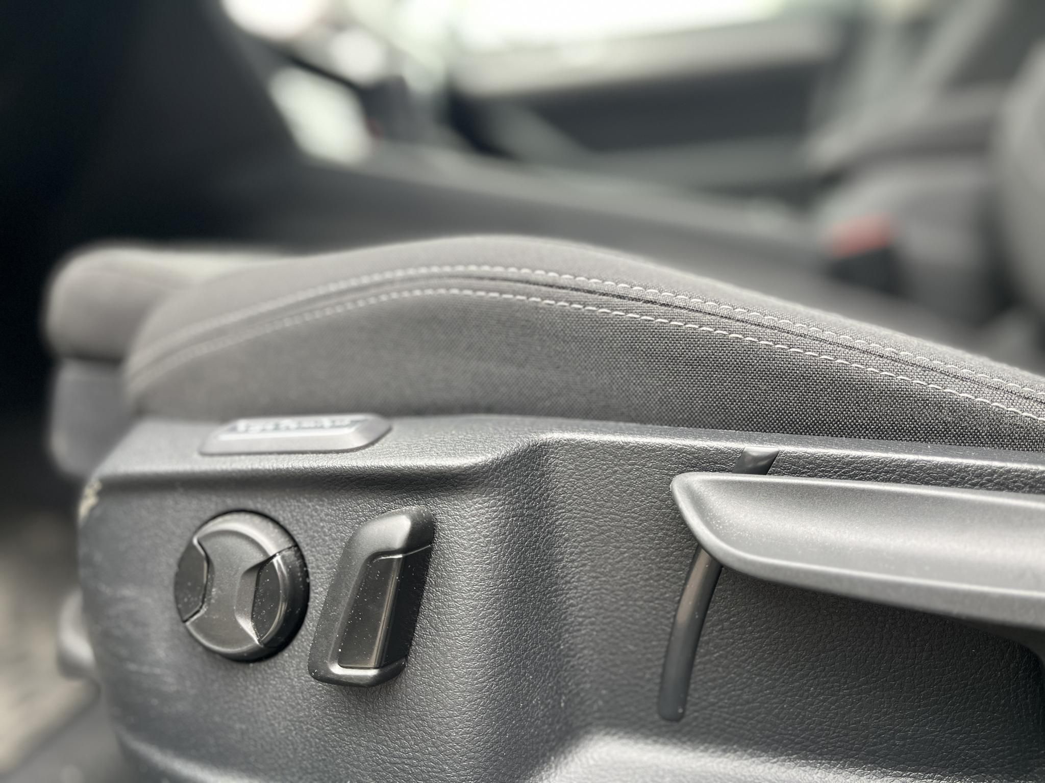 VOLKSWAGEN PASSAT VIII 2.0 TSI Business DSG R-line M.o.-i. FACELIFT. 190LE. sérülésmentes!