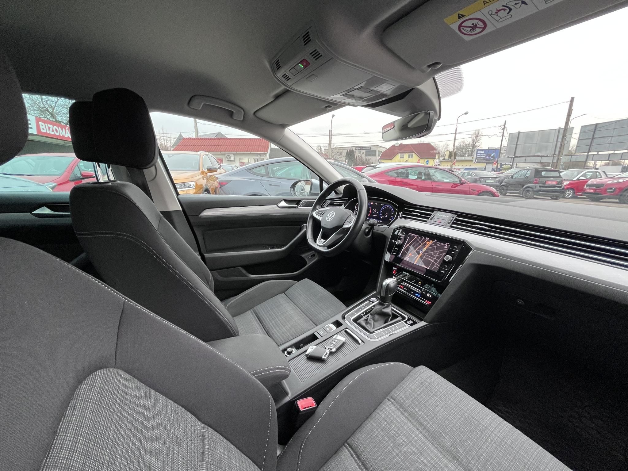 VOLKSWAGEN PASSAT VIII 2.0 TSI Business DSG R-line M.o.-i. FACELIFT. 190LE. sérülésmentes!