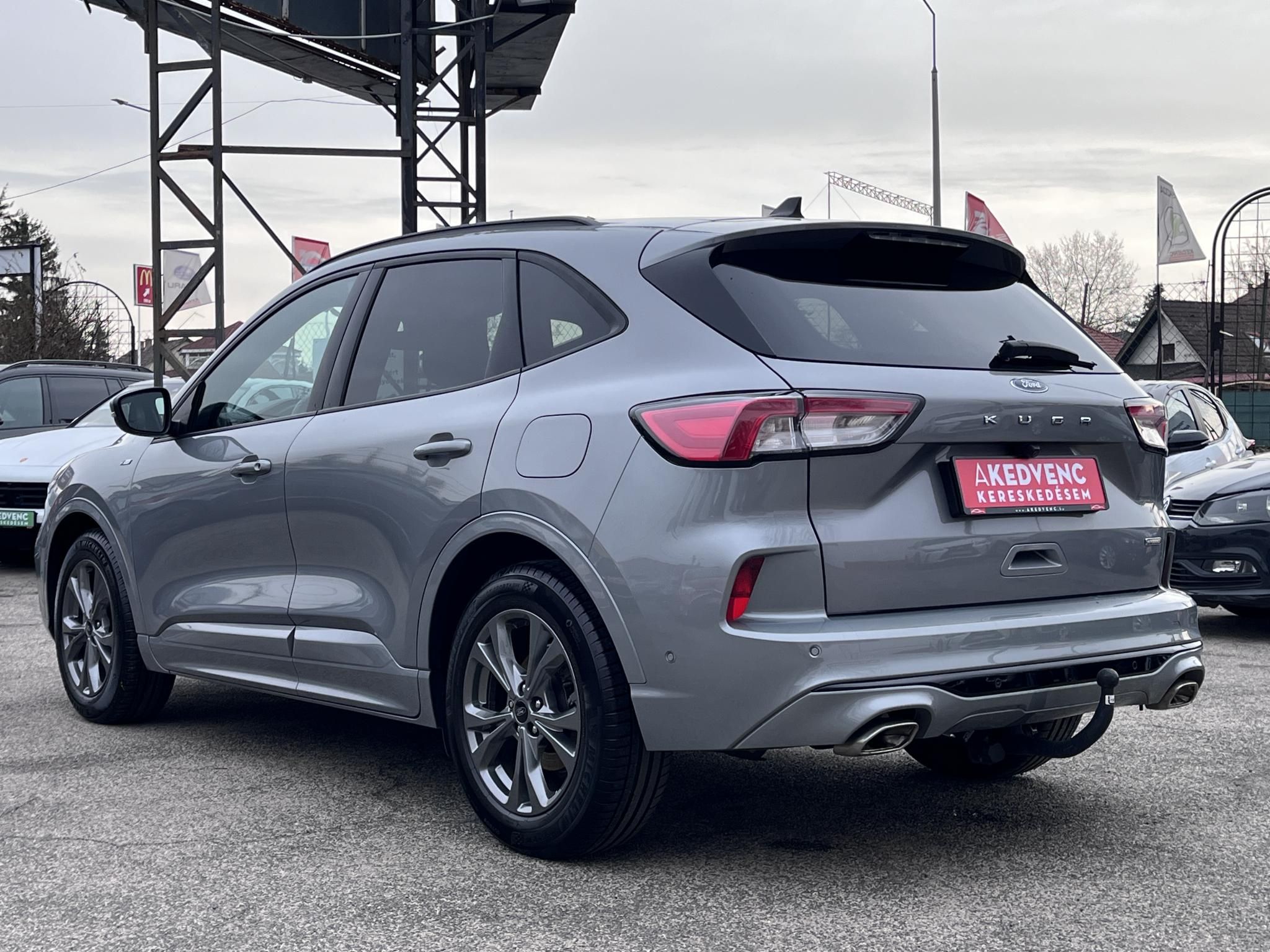 FORD KUGA 2.5 FHEV ST-Line X Graphite Tech Edition CVT M.o.-i. 1.tul. Bang & Olufsen Hifi