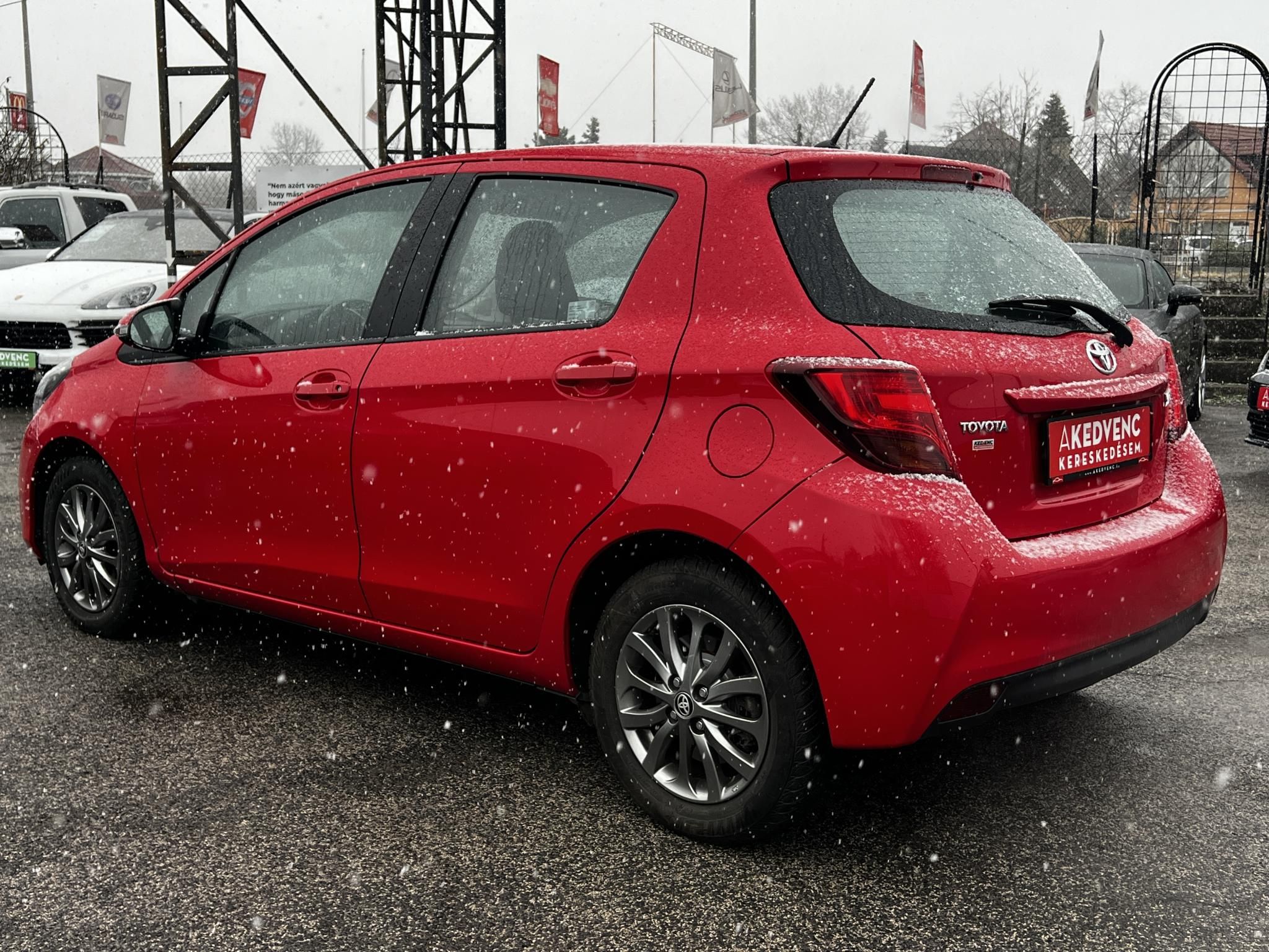 TOYOTA YARIS 1.33 Active CVT