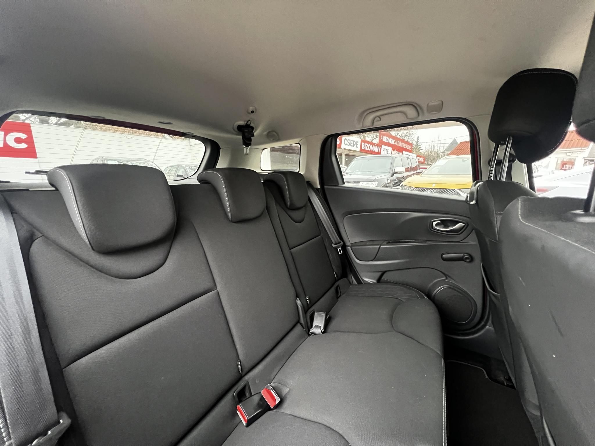 RENAULT CLIO Grandtour 0.9 TCe Generation Limited