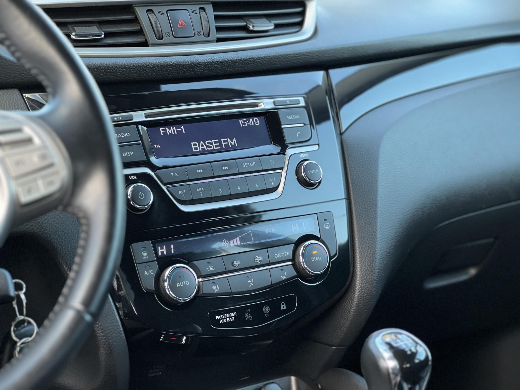 NISSAN QASHQAI 1.6 dCi Tekna 4WD 119e km. LED Tempomat Bluetooth Digitklíma MEGKÍMÉLT állapot!