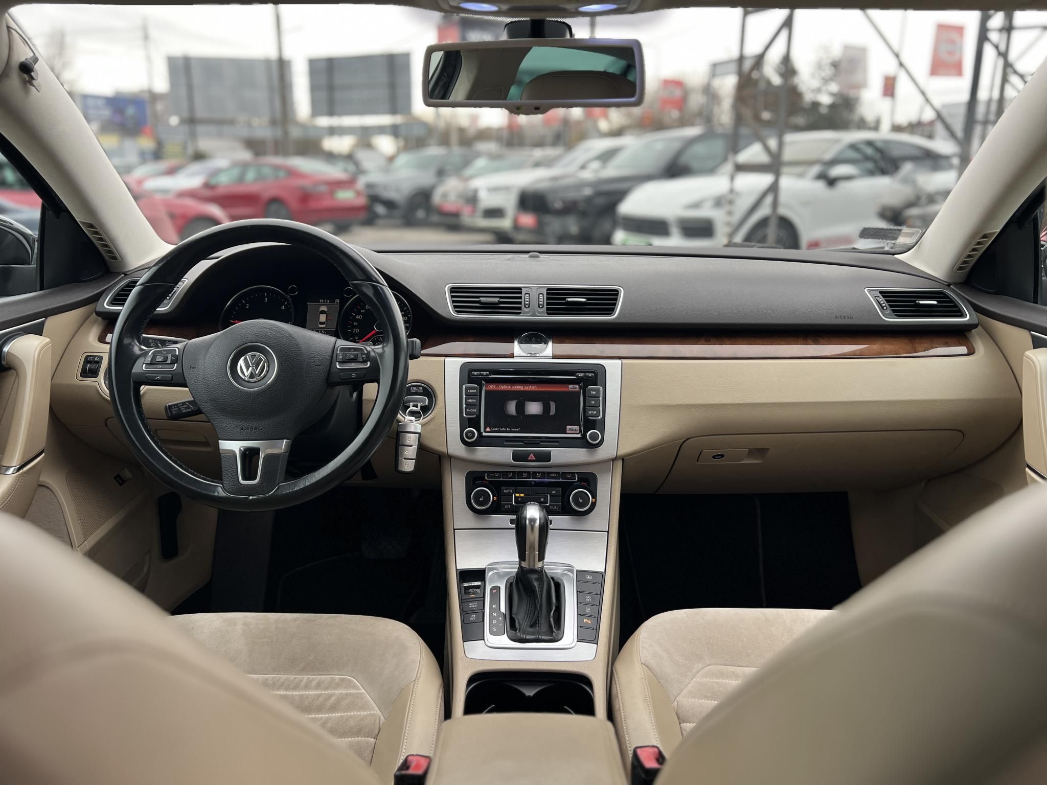 VOLKSWAGEN PASSAT VII 2.0 CR TDI Highline BMT DSG M.o.-i. világos belső. magas felszereltség!