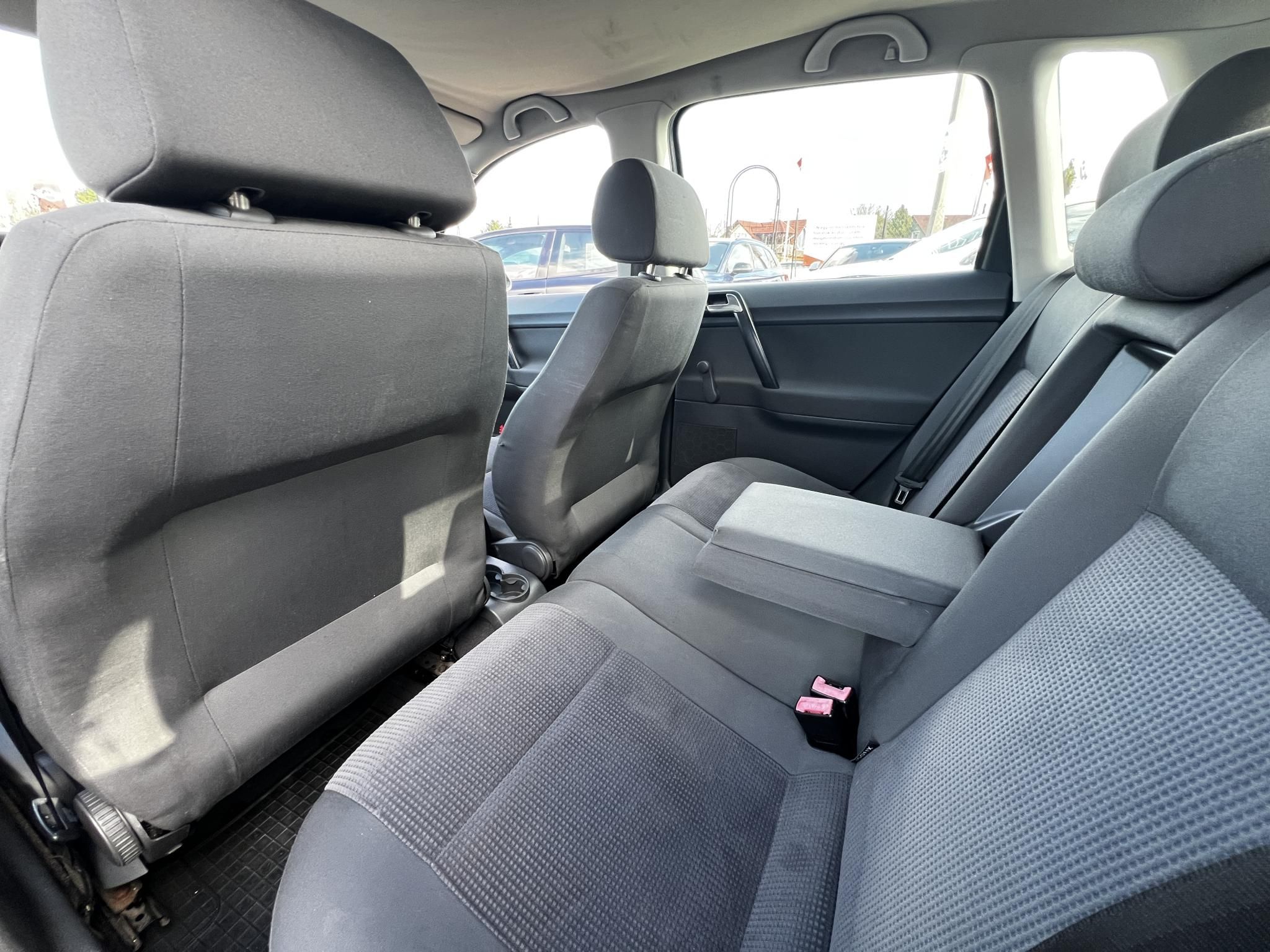 VOLKSWAGEN POLO IV 1.4 75 16V Comfortline Ice M.o.-i. Klíma. friss műszaki vizsga. rozsdamentes karosszéria!