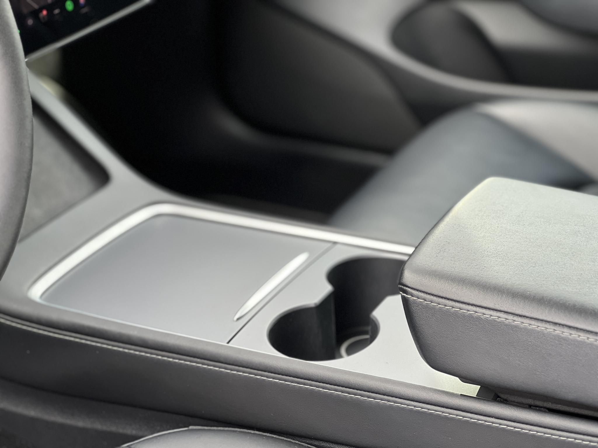 TESLA MODEL 3 Long Range AWD (Automata) 500km-es hatótáv. mátrix LED. garanciális. hőszívattyú. 4 évszakos gumik!