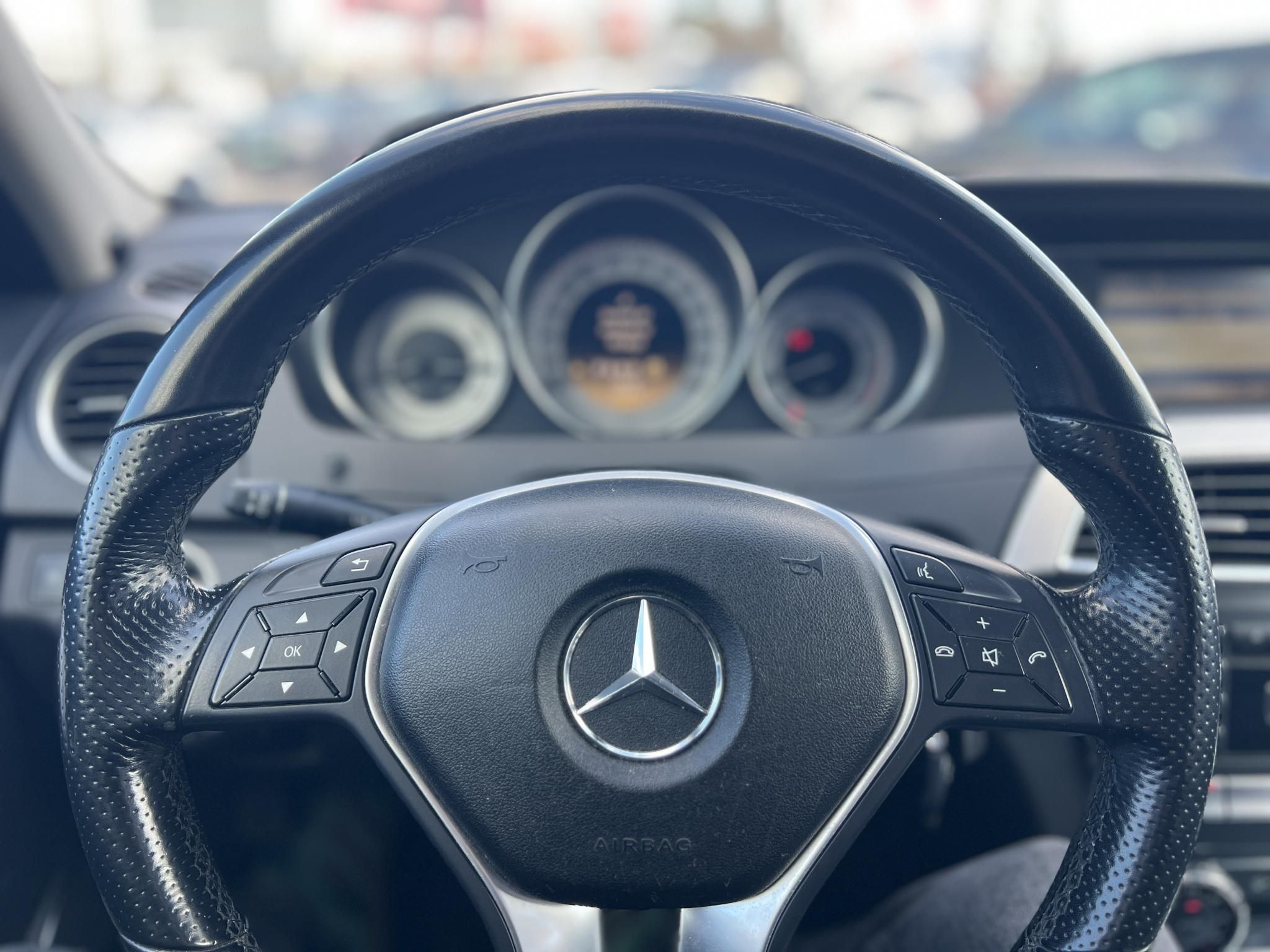 MERCEDES-BENZ C 250 T BlueEFFICIENCY Avantgarde (Automata) FACELIFT. Teljes szerviztörténet. vezérlés cserélve!