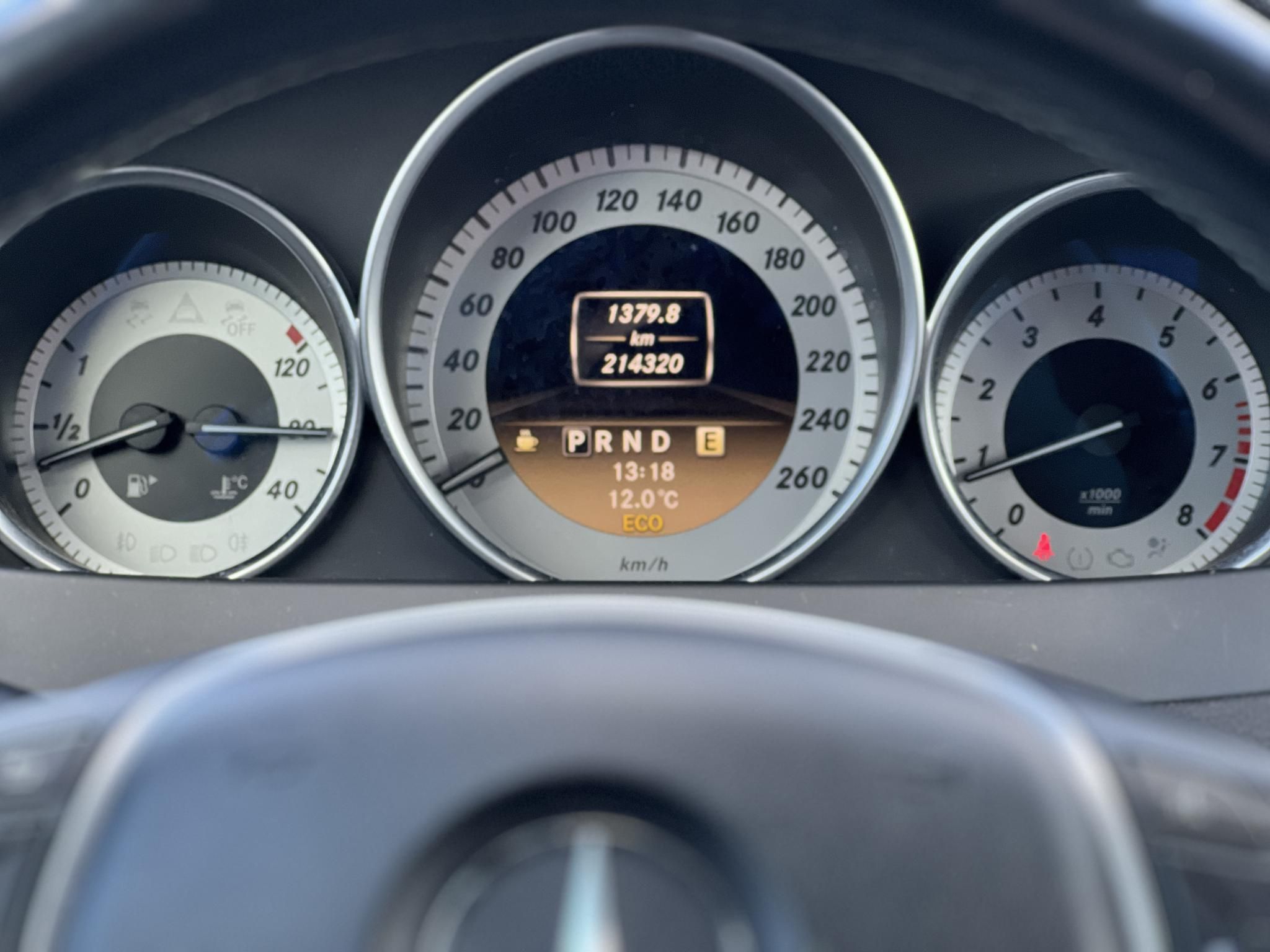 MERCEDES-BENZ C 250 T BlueEFFICIENCY Avantgarde (Automata) FACELIFT. Teljes szerviztörténet. vezérlés cserélve!