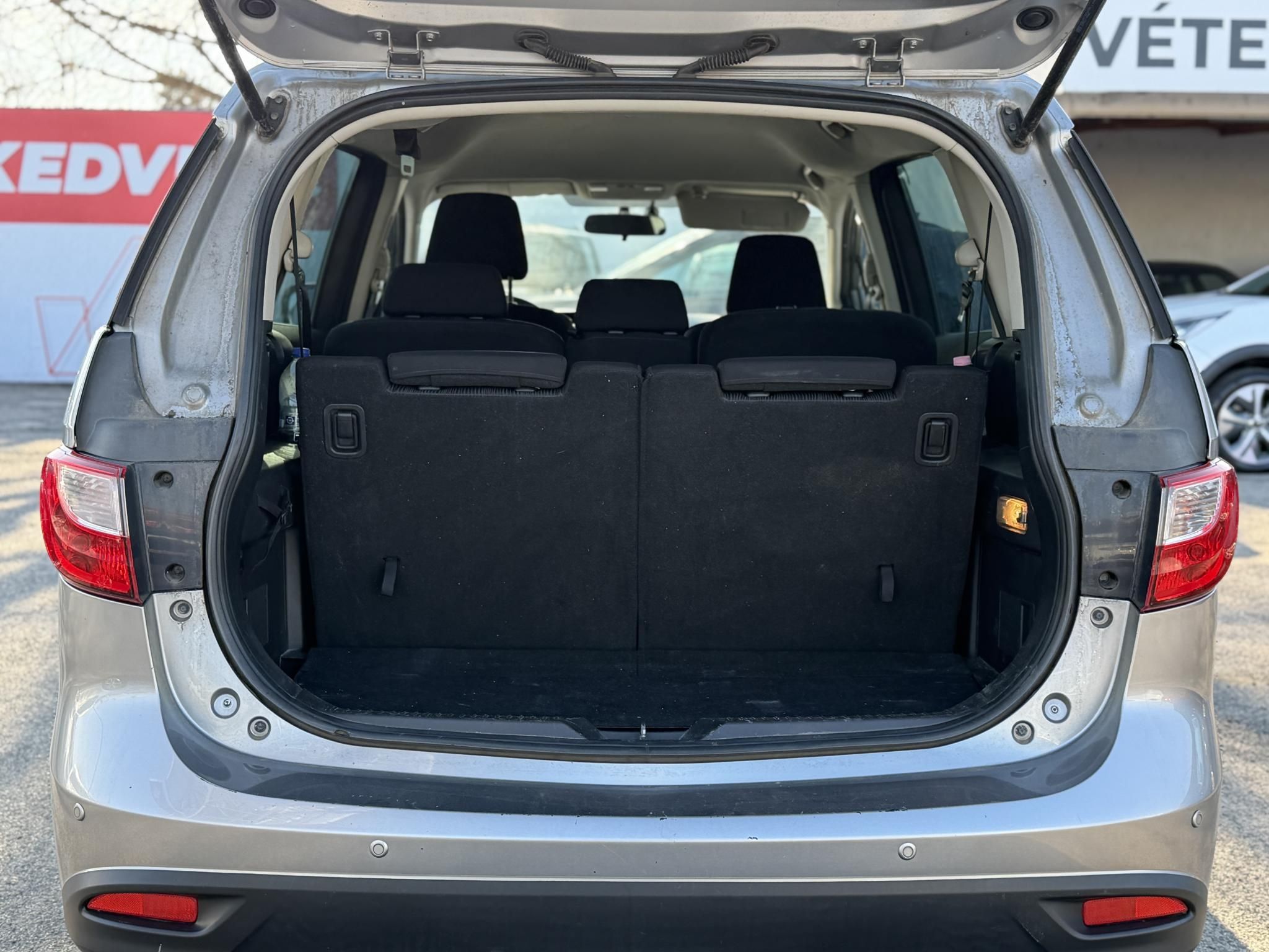 MAZDA 5 1.8 TX 7 személyes FACELIFT. Kétoldali tolóajtó. Új 4 évszakos gumik!