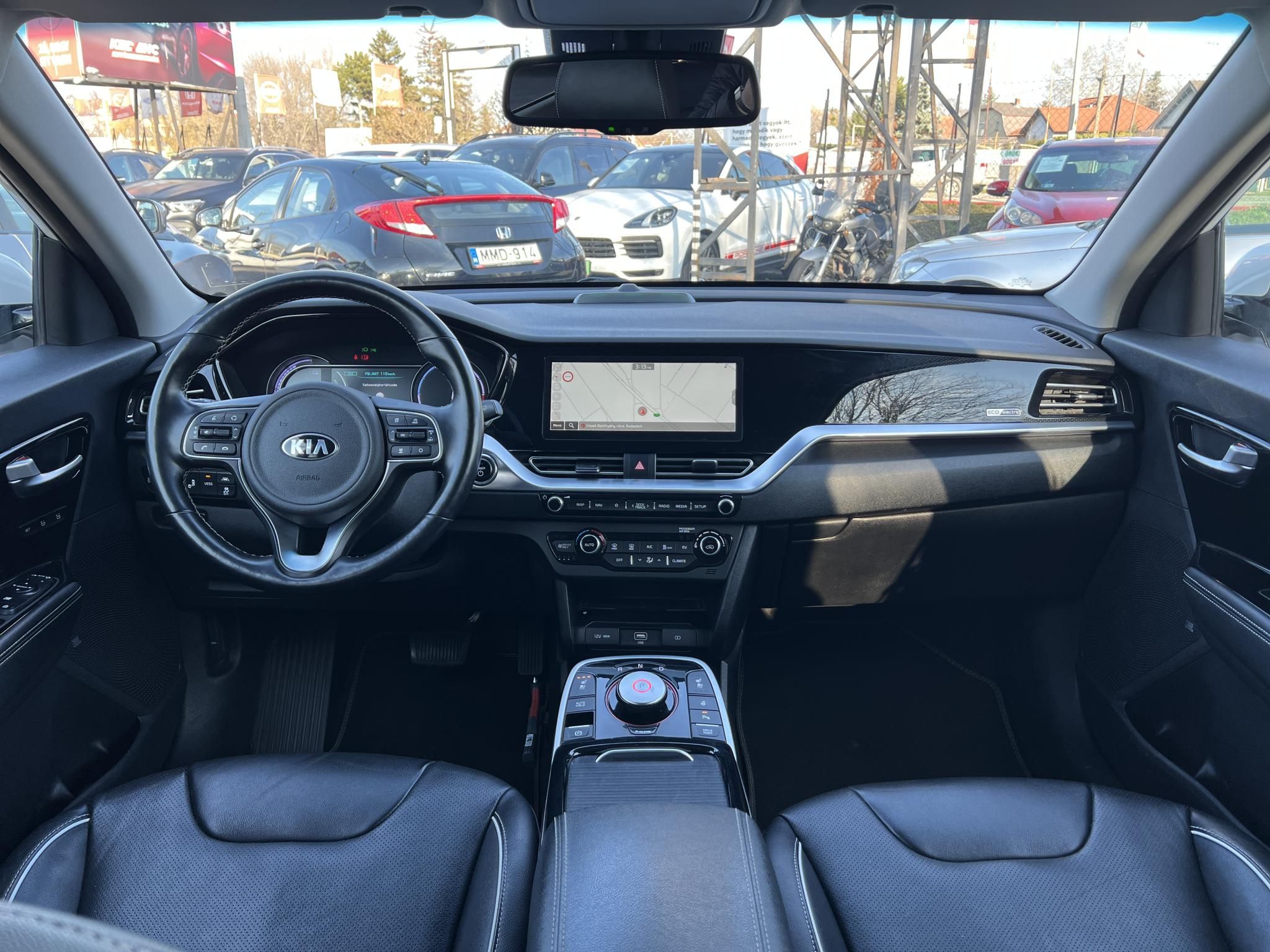 KIA NIRO e-Niro 64kWh Platinum 400+km hatótáv. Bőr. ülésszellőztetés. CARPLAY. stb