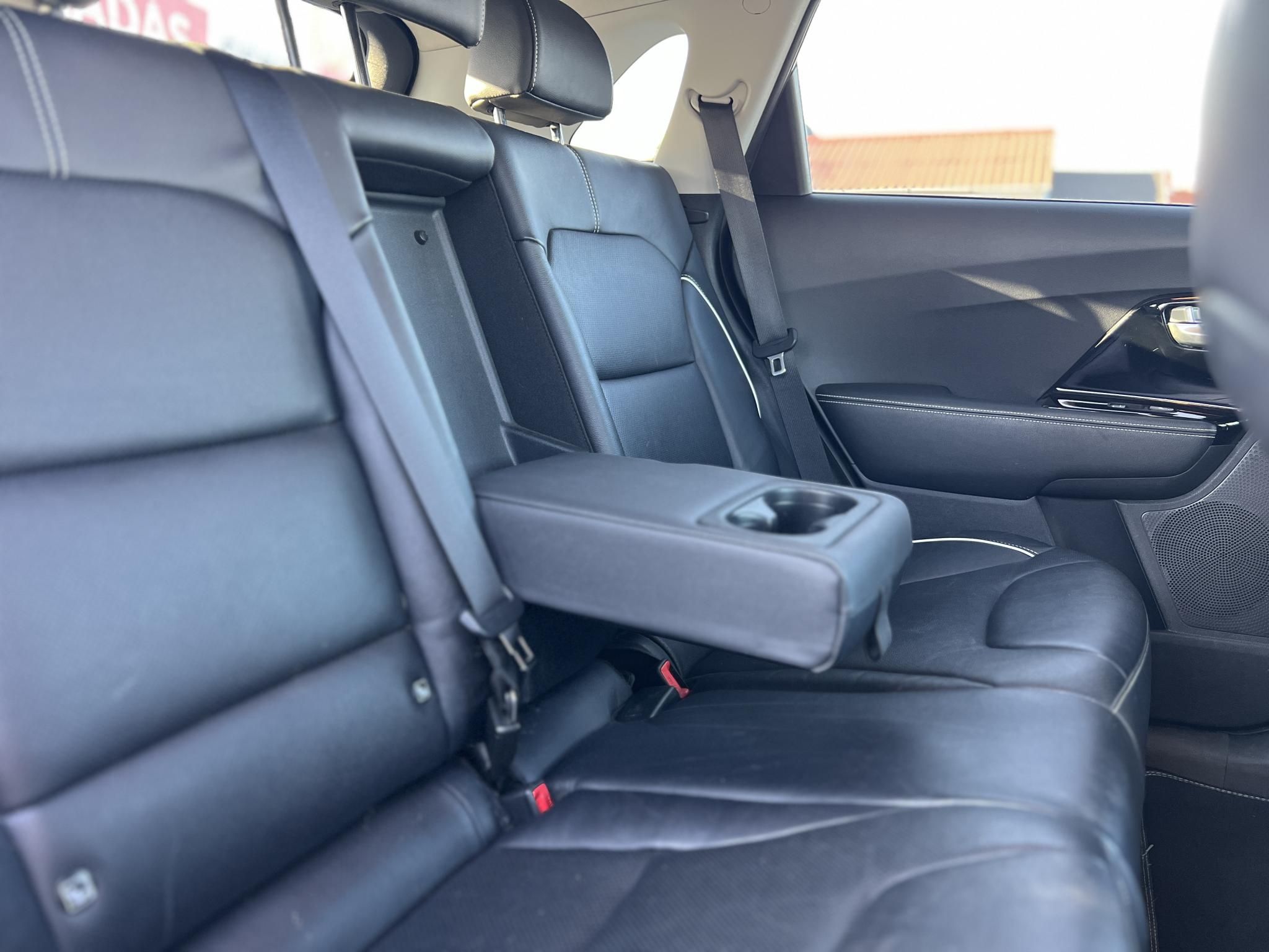 KIA NIRO e-Niro 64kWh Platinum 400+km hatótáv. Bőr. ülésszellőztetés. CARPLAY. stb