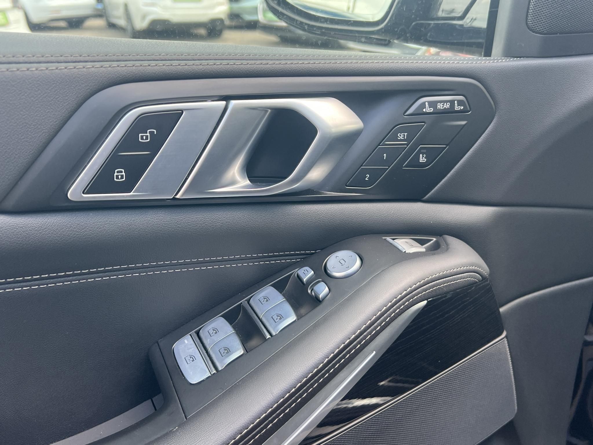 BMW X7 xDrive40d (Automata) M-Sport Panorámatető Gyári garanciával!