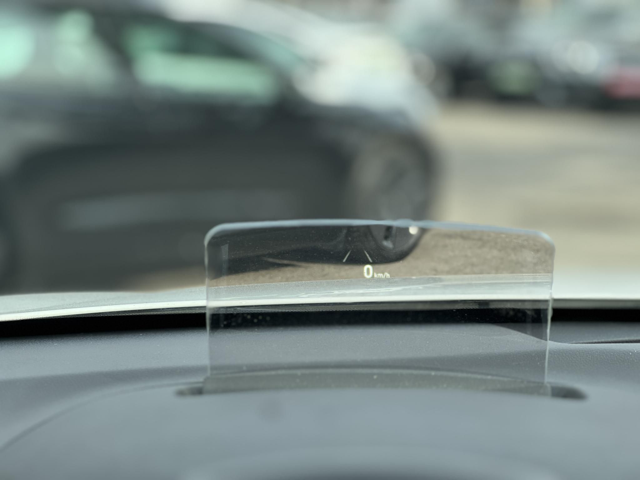 HYUNDAI KONA EV 64kWh Style HUD. parkolóasszisztens. sávtartó. CarPlay. 400km hatótáv!