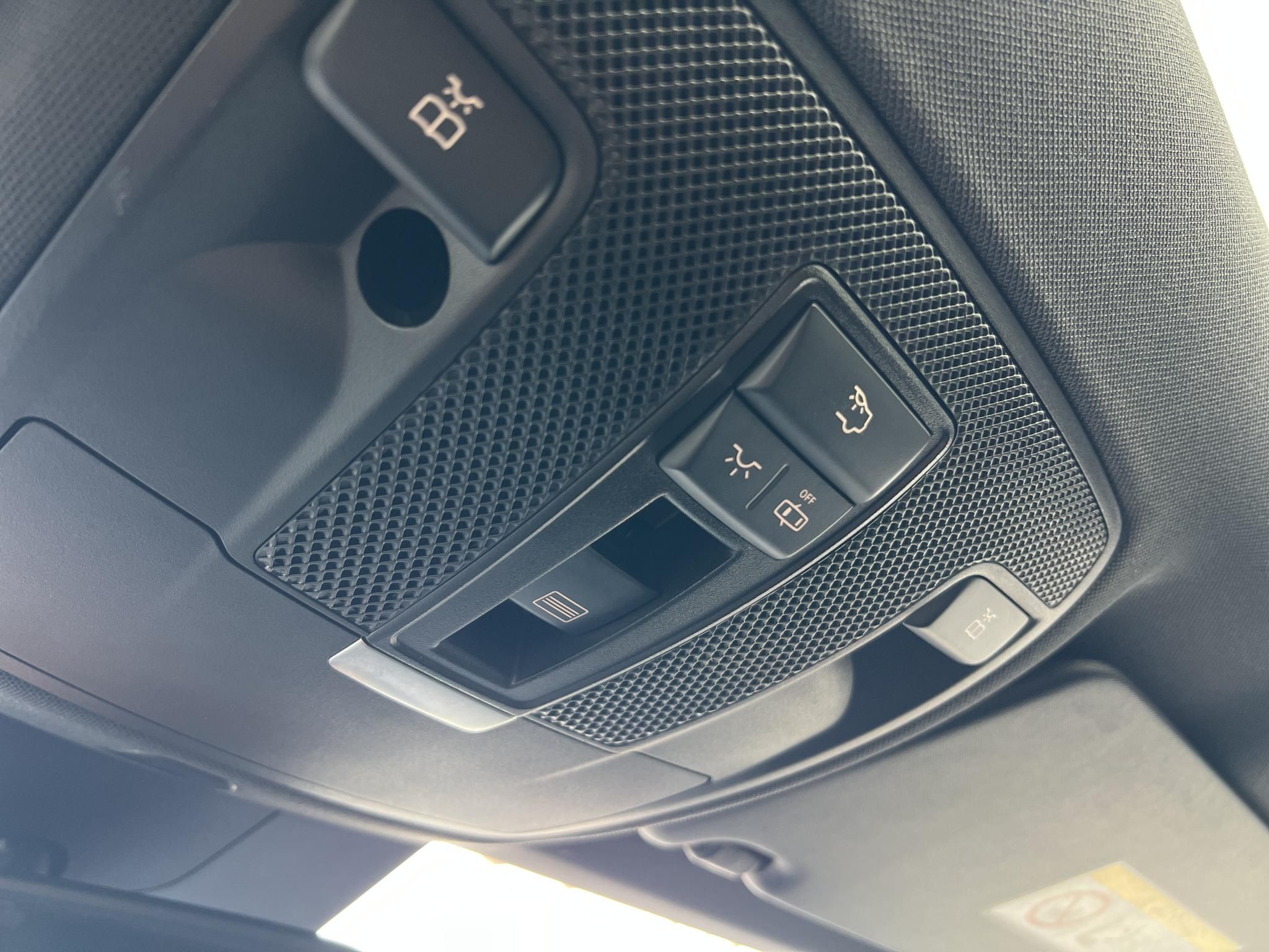 MERCEDES-AMG A 45 4Matic 7G-DCT 75e km. napfénytető. harman/kardon. memória. xenon