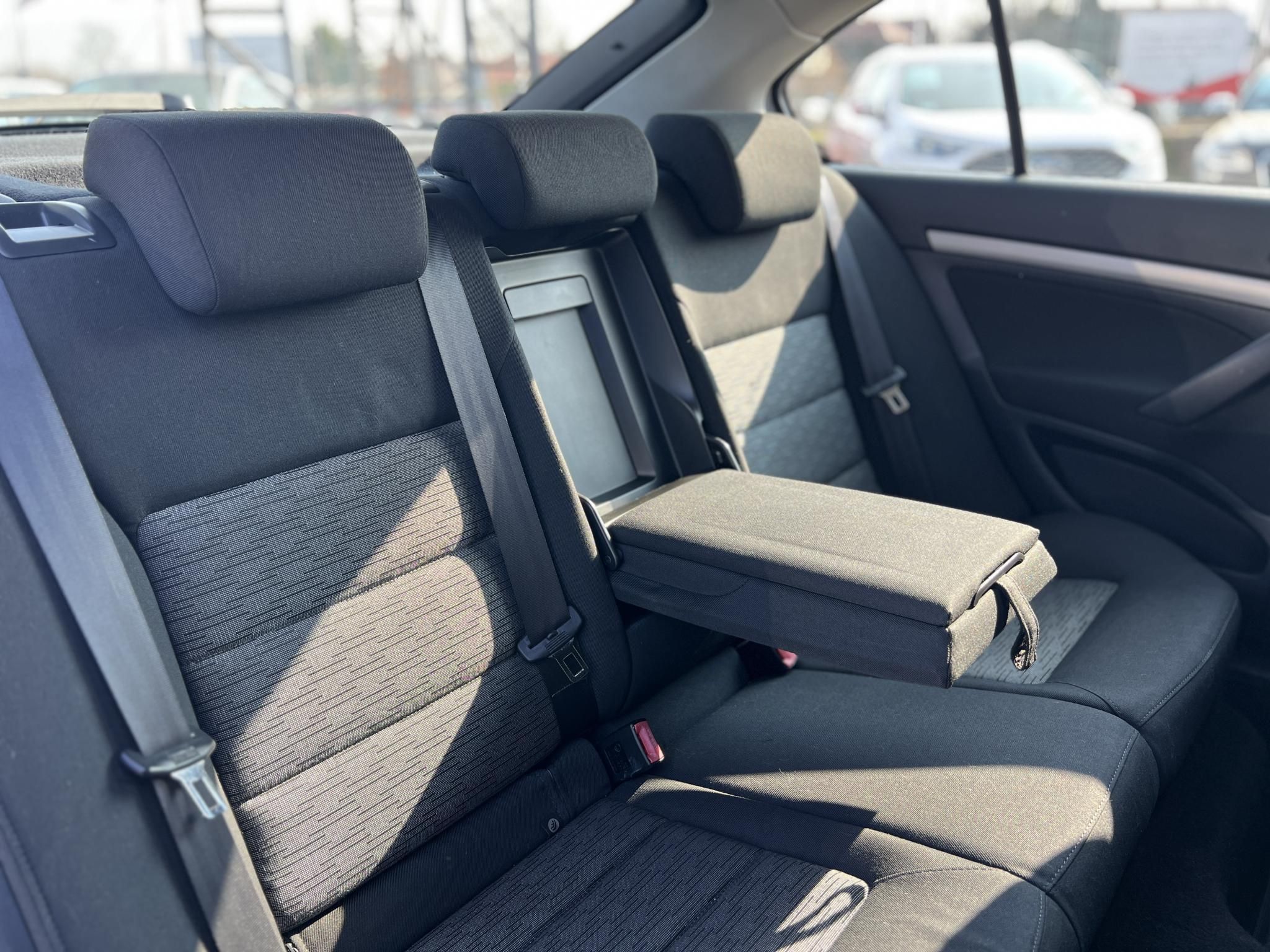 SKODA OCTAVIA 1.4 TSI Clever Klíma Tempomat Bluetooth Szervizelt Friss műszaki!