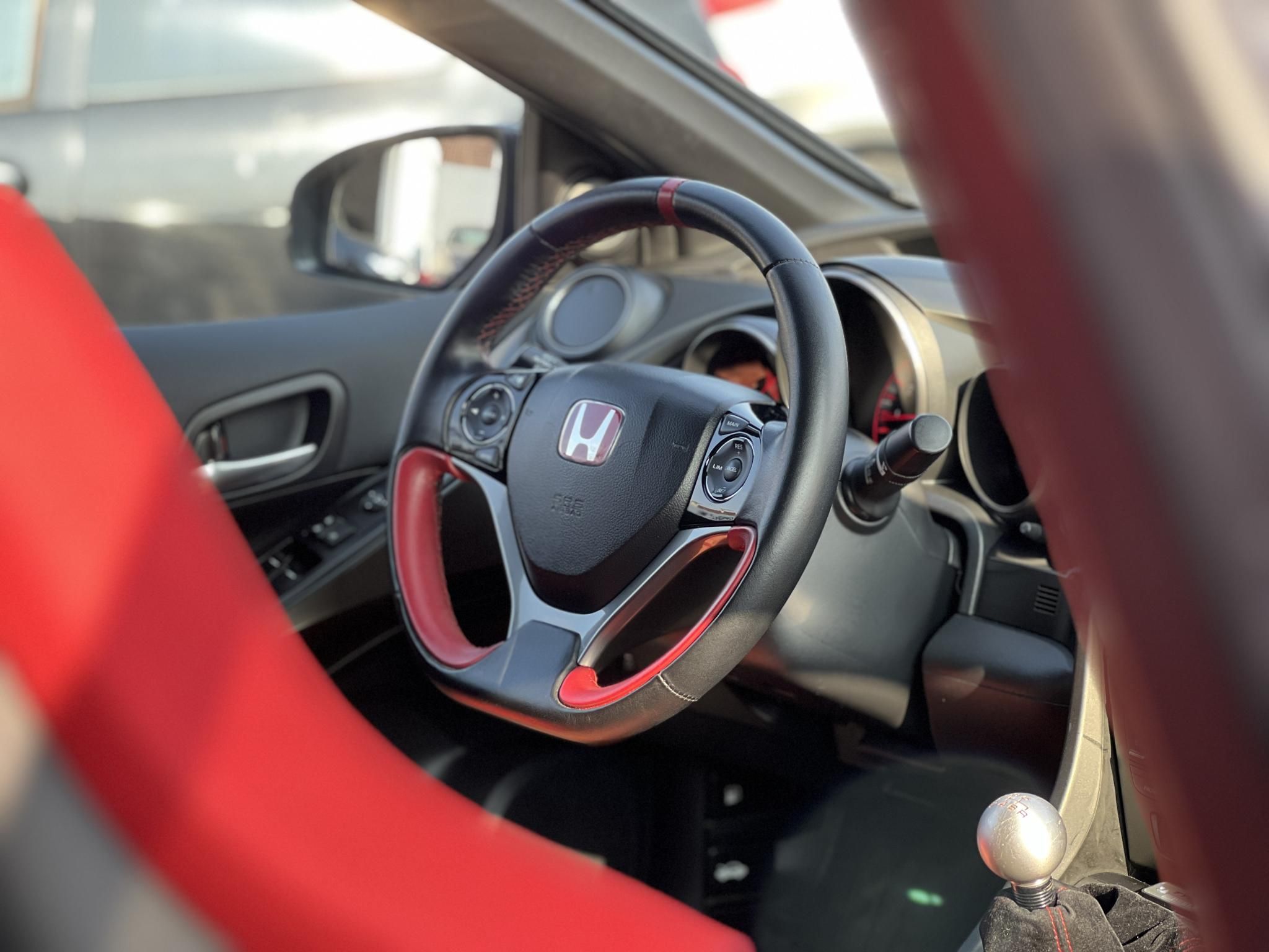 HONDA CIVIC 2.0 Type R GT Pack Type R R-06412 Teljes szerviztörténet. A LEGJOBB ÁRON!