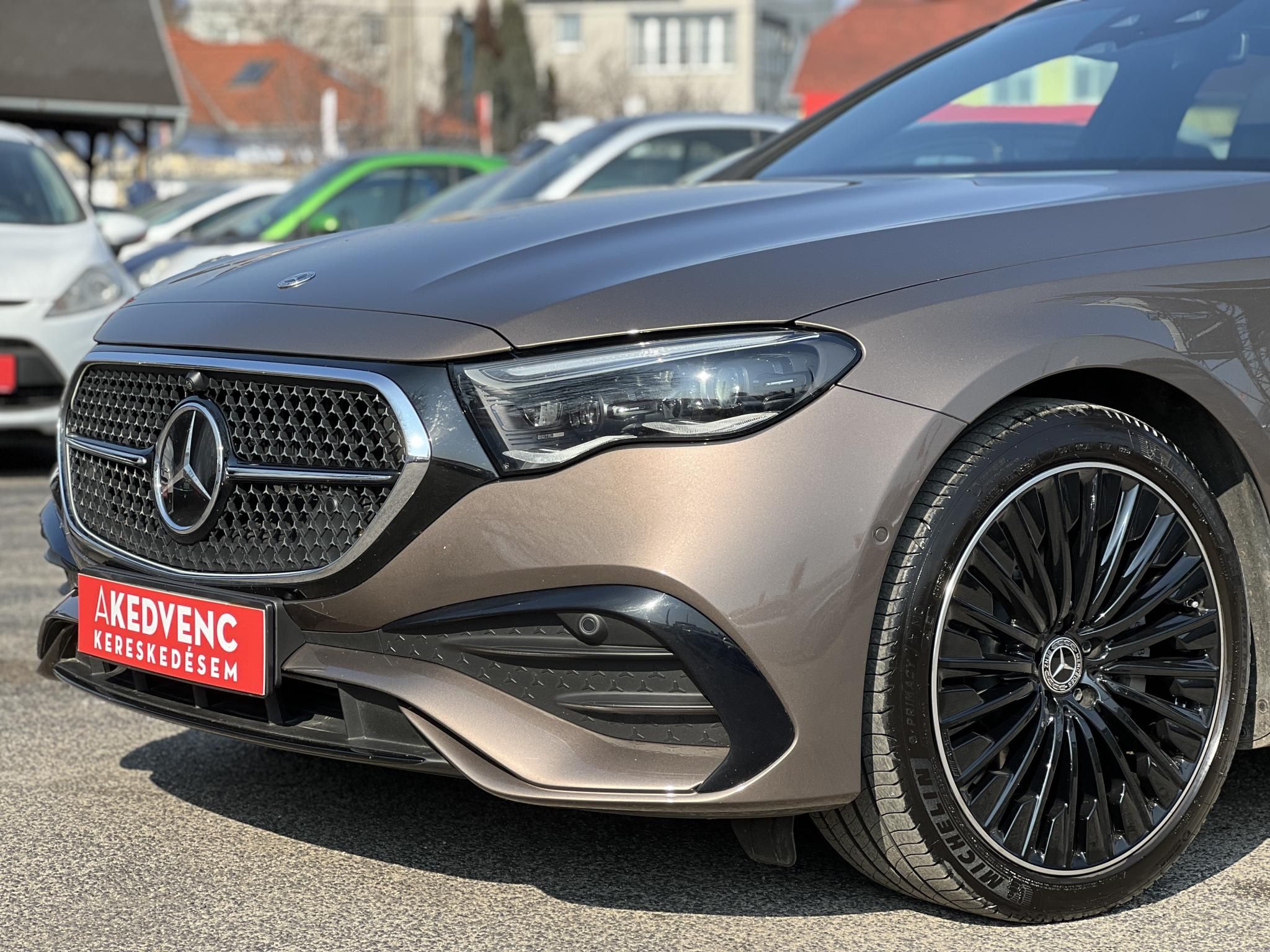 MERCEDES-BENZ E 300 e T 9G-TRONIC Plug-in hybrid ÁFÁS! AMG. 4D Burmester hifi 3DX2 kijelző Panorámatető Masszázs ülések!