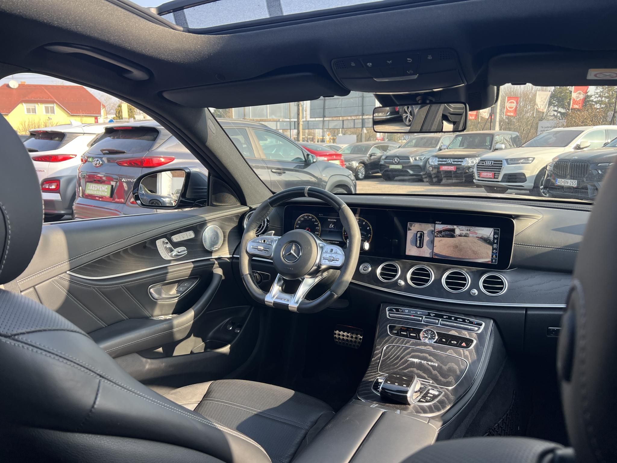 MERCEDES-AMG E 63 S T 4MATIC+ 9G-TRONIC 612LE. Panorámatető. burmester. üléshűtés. digitális műszerfal. CARPLAY