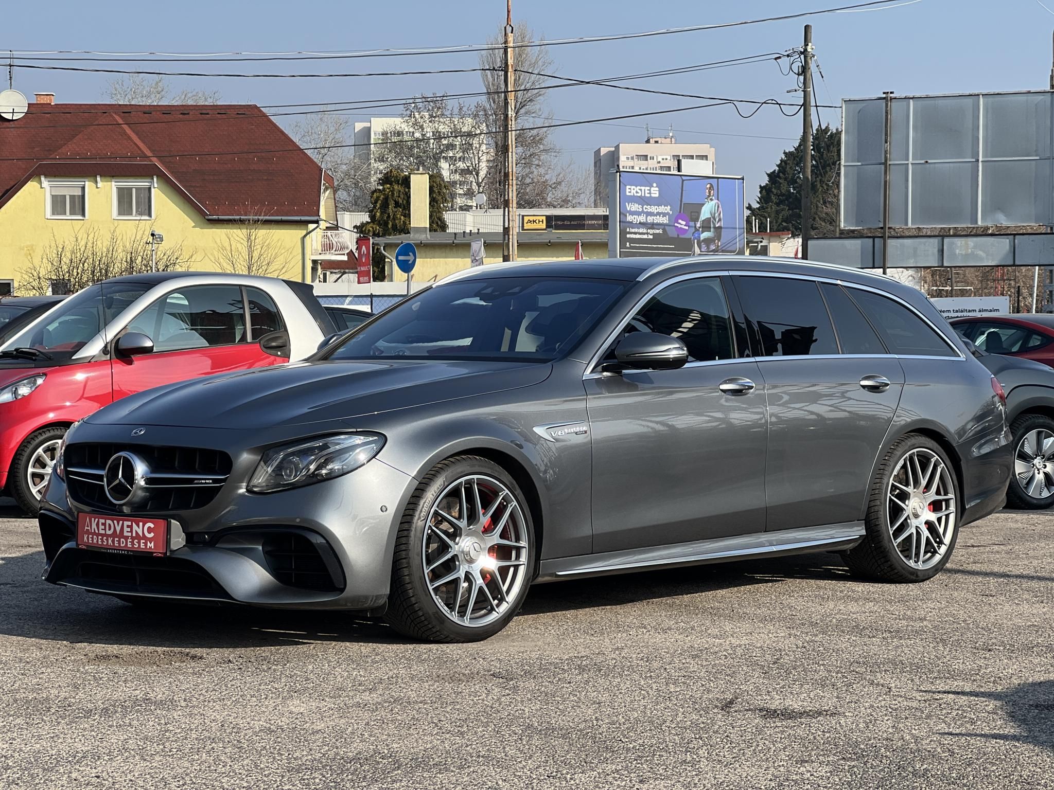 MERCEDES-AMG E 63 S T 4MATIC+ 9G-TRONIC 612LE. Panorámatető. burmester. üléshűtés. digitális műszerfal. CARPLAY