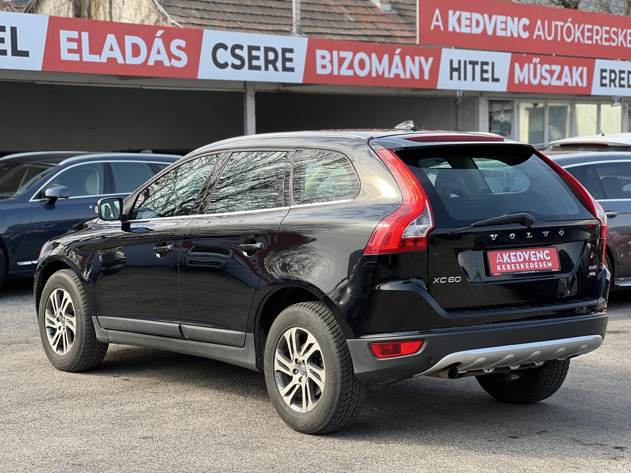 VOLVO XC60 2.4 D DRIVe Momentum Frissen szervizelt. magasan felszerelt. vezérlés cserélve!