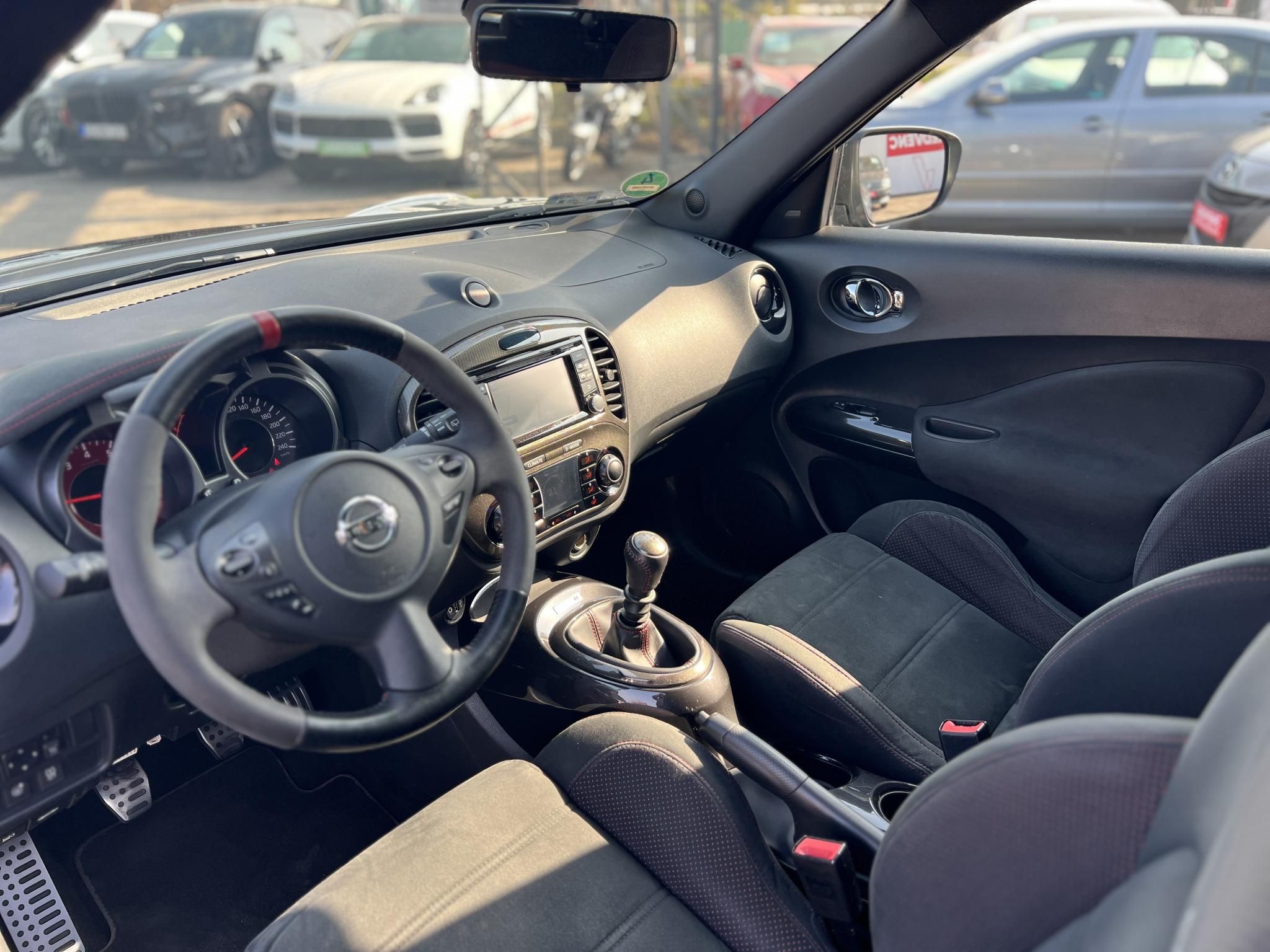 NISSAN JUKE 1.6 DIG-T Nismo RS E6 69e km. Limited edition. Végig vezetett szervizkönyv. Gyári fényezés. 360 kamera