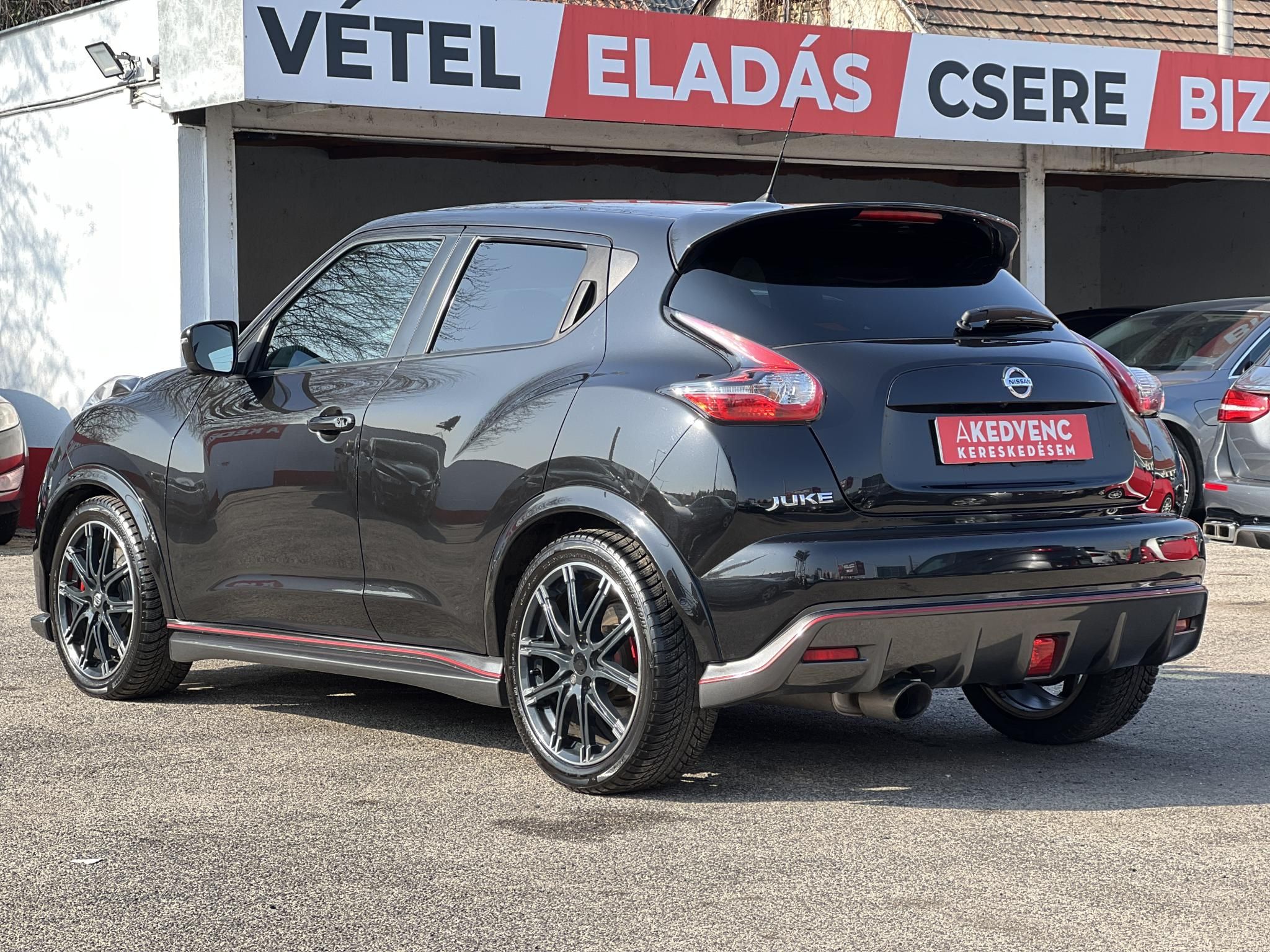 NISSAN JUKE 1.6 DIG-T Nismo RS E6 69e km. Limited edition. Végig vezetett szervizkönyv. Gyári fényezés. 360 kamera