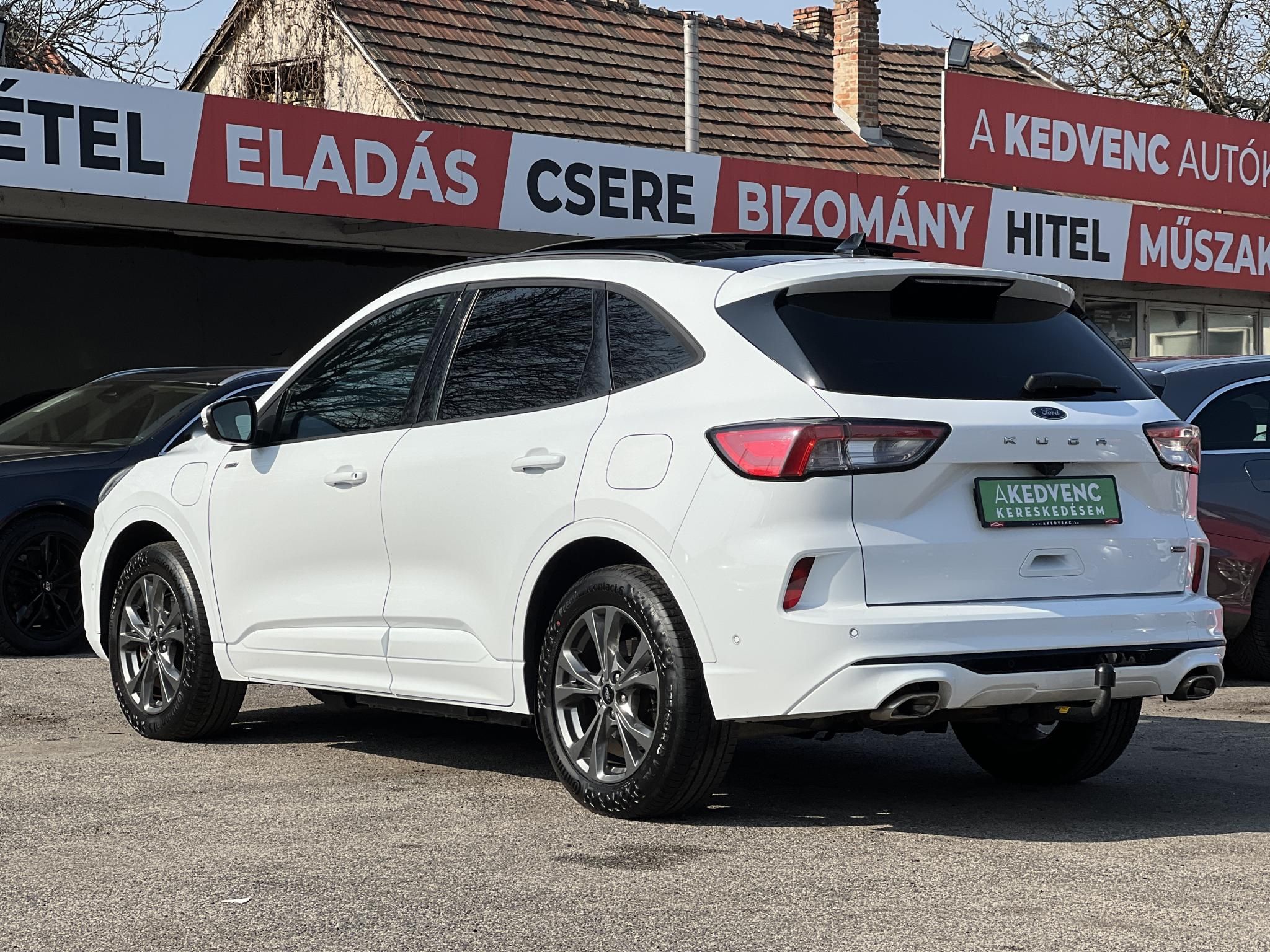 FORD KUGA 2.5 PHEV ST-Line CVT ST-line. panoráma tető