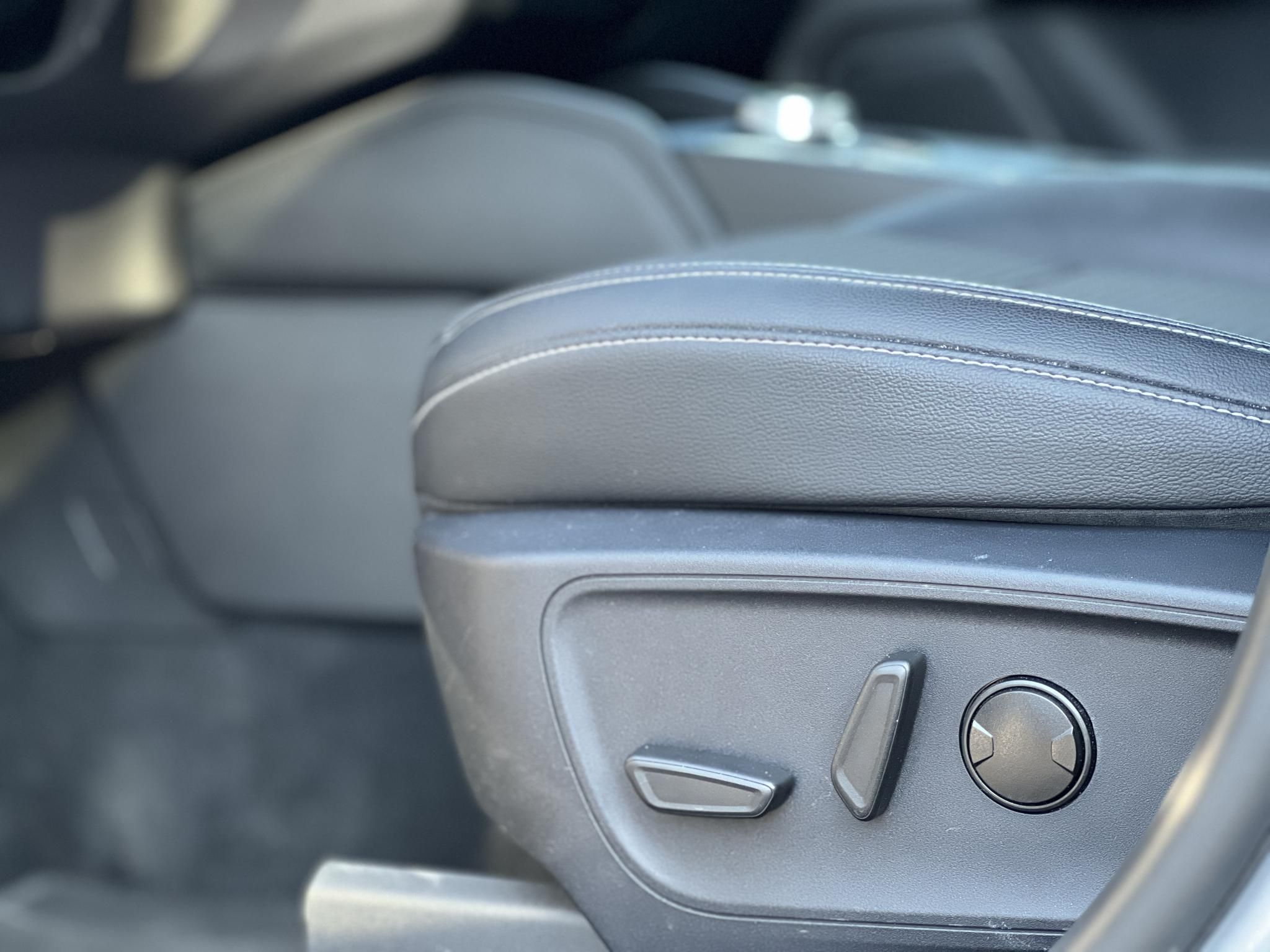 FORD KUGA 2.5 PHEV Titanium X CVT 40e km. Bang and Olufsen. Carplay. Ülésfűtés. Kifogástalan állapot!