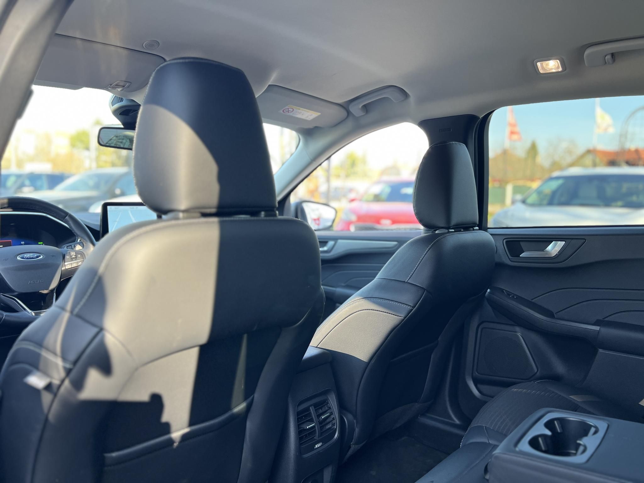 FORD KUGA 2.5 PHEV Titanium X CVT 40e km. Bang and Olufsen. Carplay. Ülésfűtés. Kifogástalan állapot!