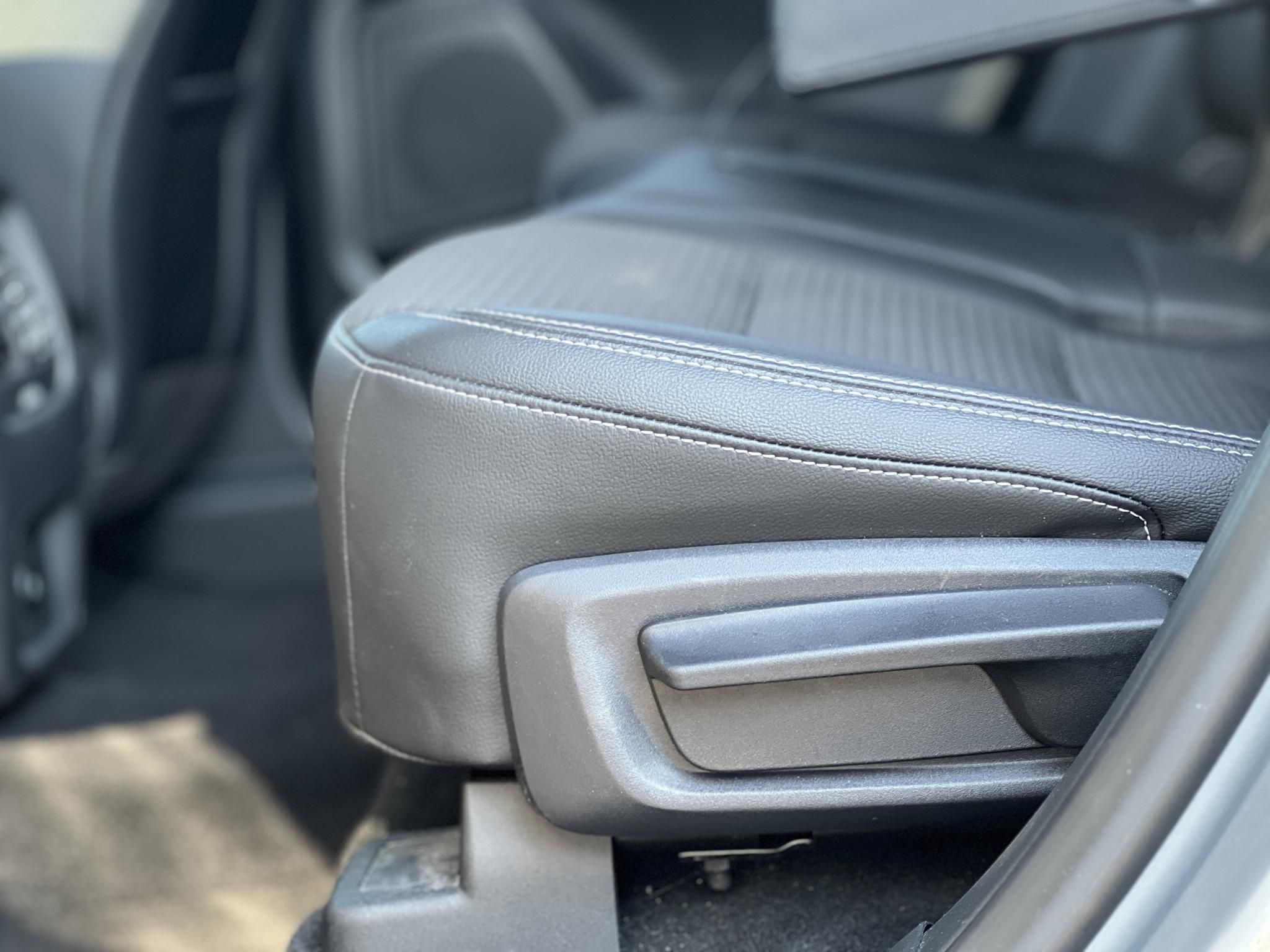 FORD KUGA 2.5 PHEV Titanium X CVT 40e km. Bang and Olufsen. Carplay. Ülésfűtés. Kifogástalan állapot!