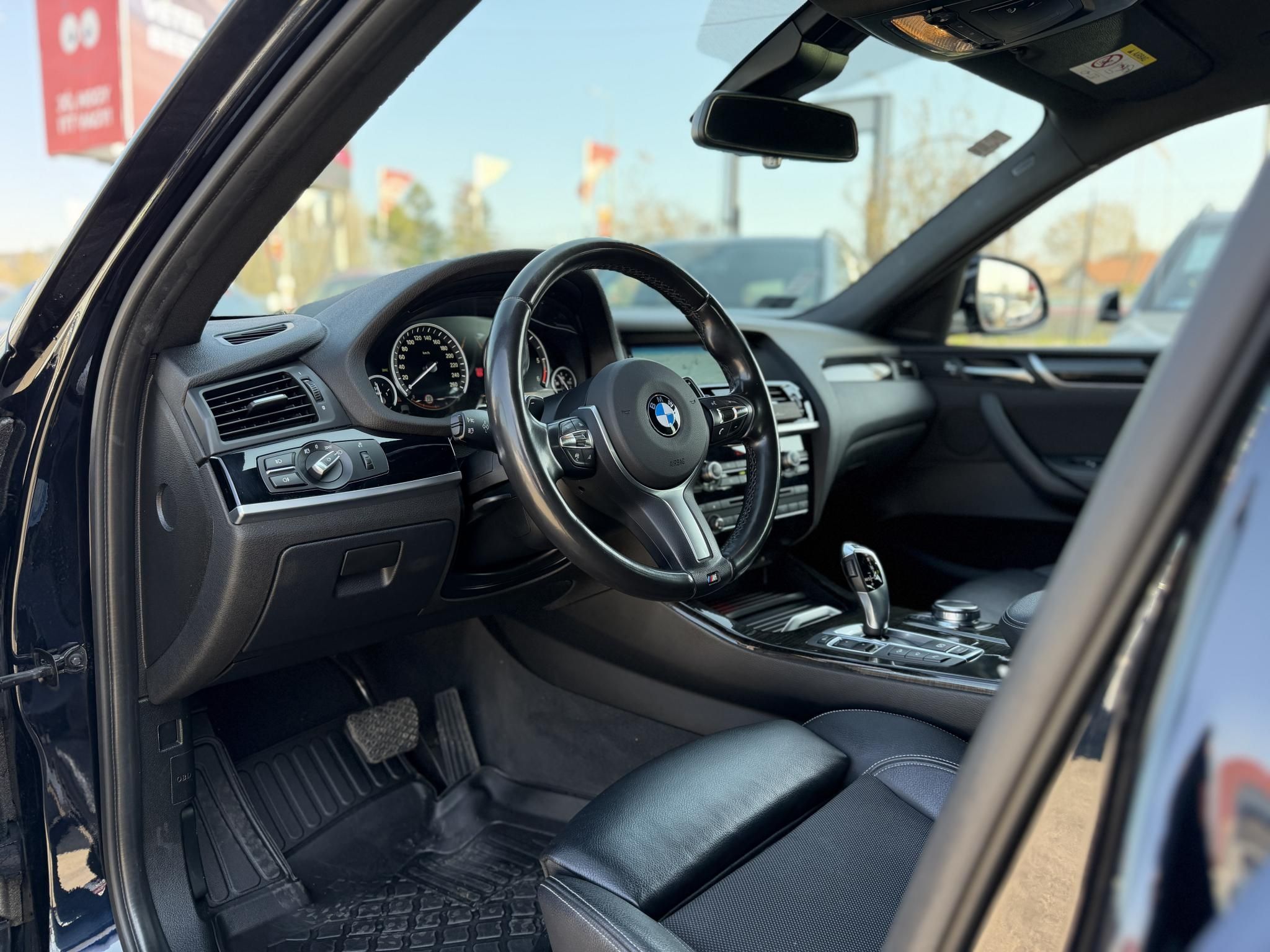 BMW X4 xDrive20d M Sport (Automata) 133e km. M.o.-i. magasan felszerelt. téli-nyári kerék. teljes szerviztörténet!