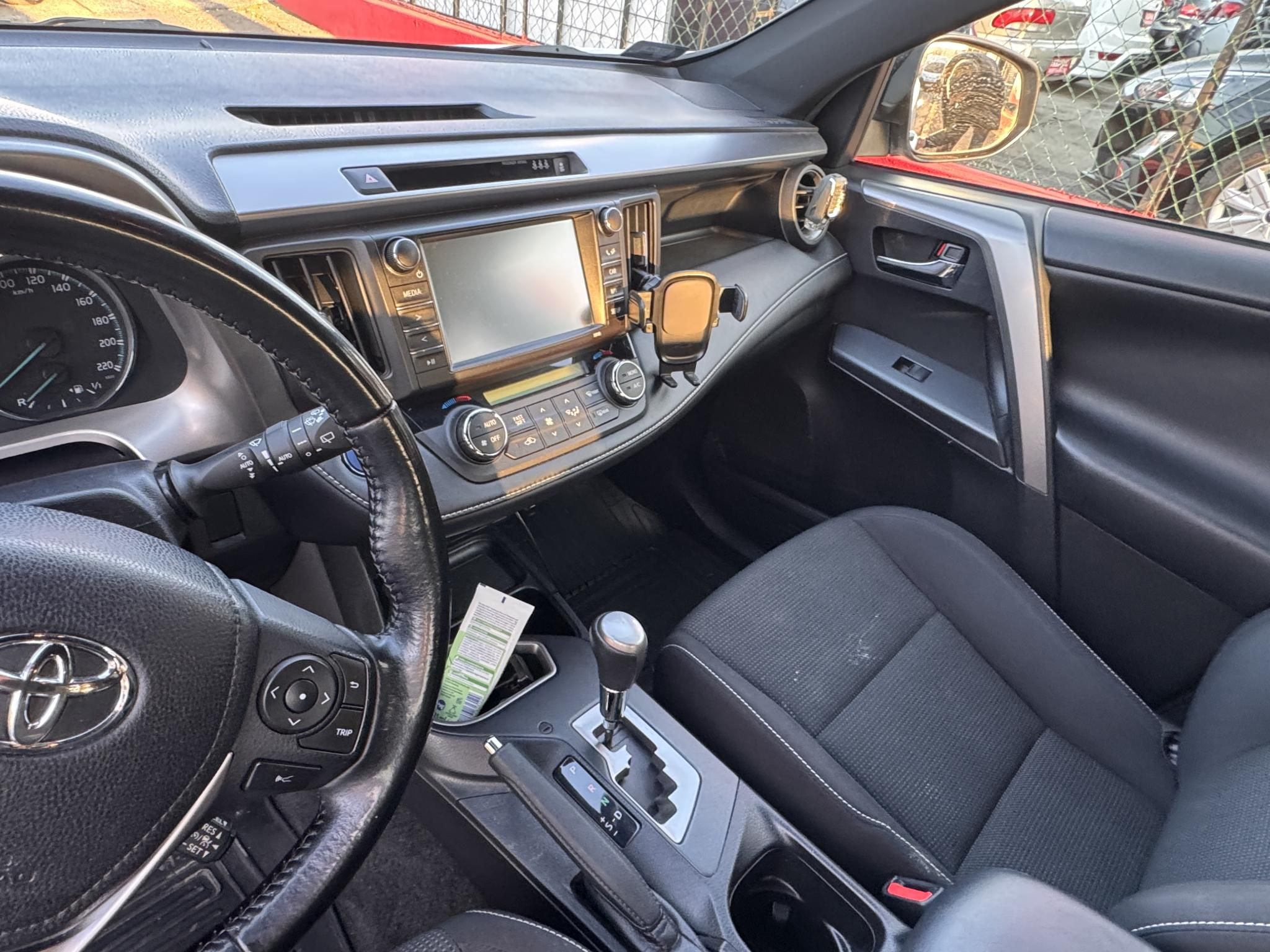 TOYOTA RAV 4 Rav4 2.5 Hybrid Selection MY18 e-CVT 121e km. megkímélt. Hybrid garancia!