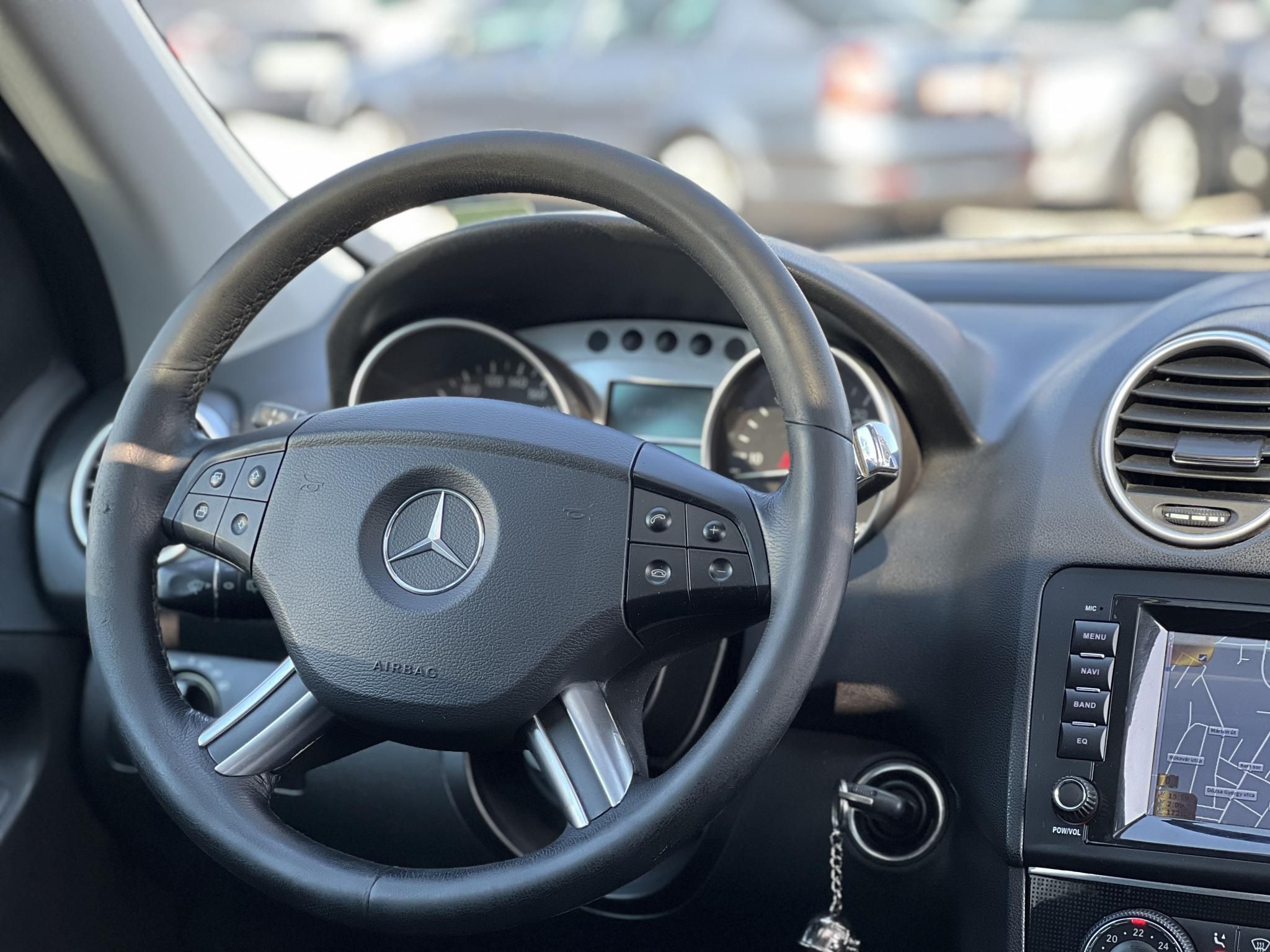 MERCEDES-BENZ ML 320 CDI (Automata) 4MATIC 3.5T vonóhorog. napfénytető. ülésfűtés. nem légrugós!