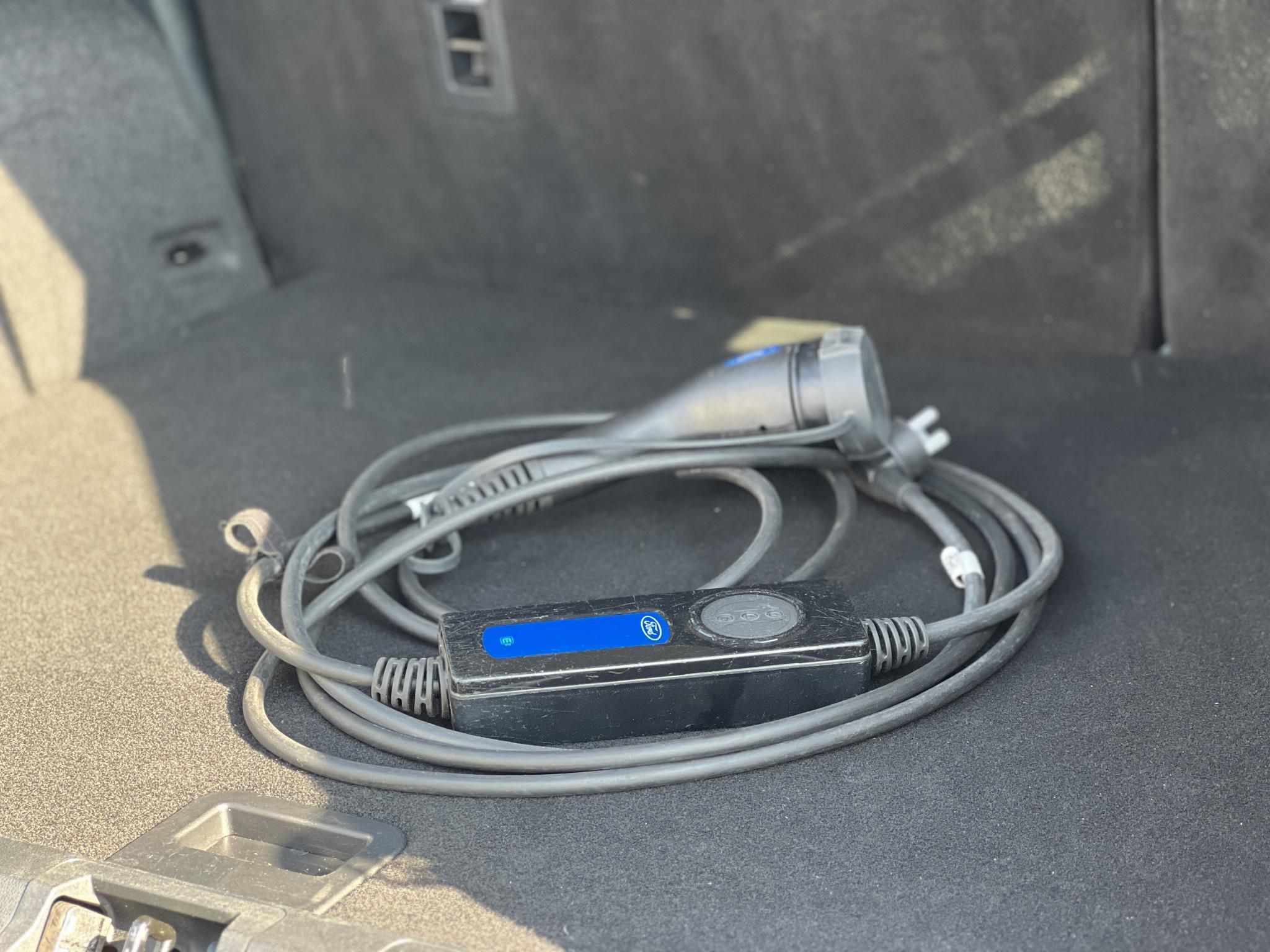 FORD KUGA 2.5 PHEV Titanium X CVT 94e km. Tempomat Ülésfűtés CarPlay Kamera Bluetooth