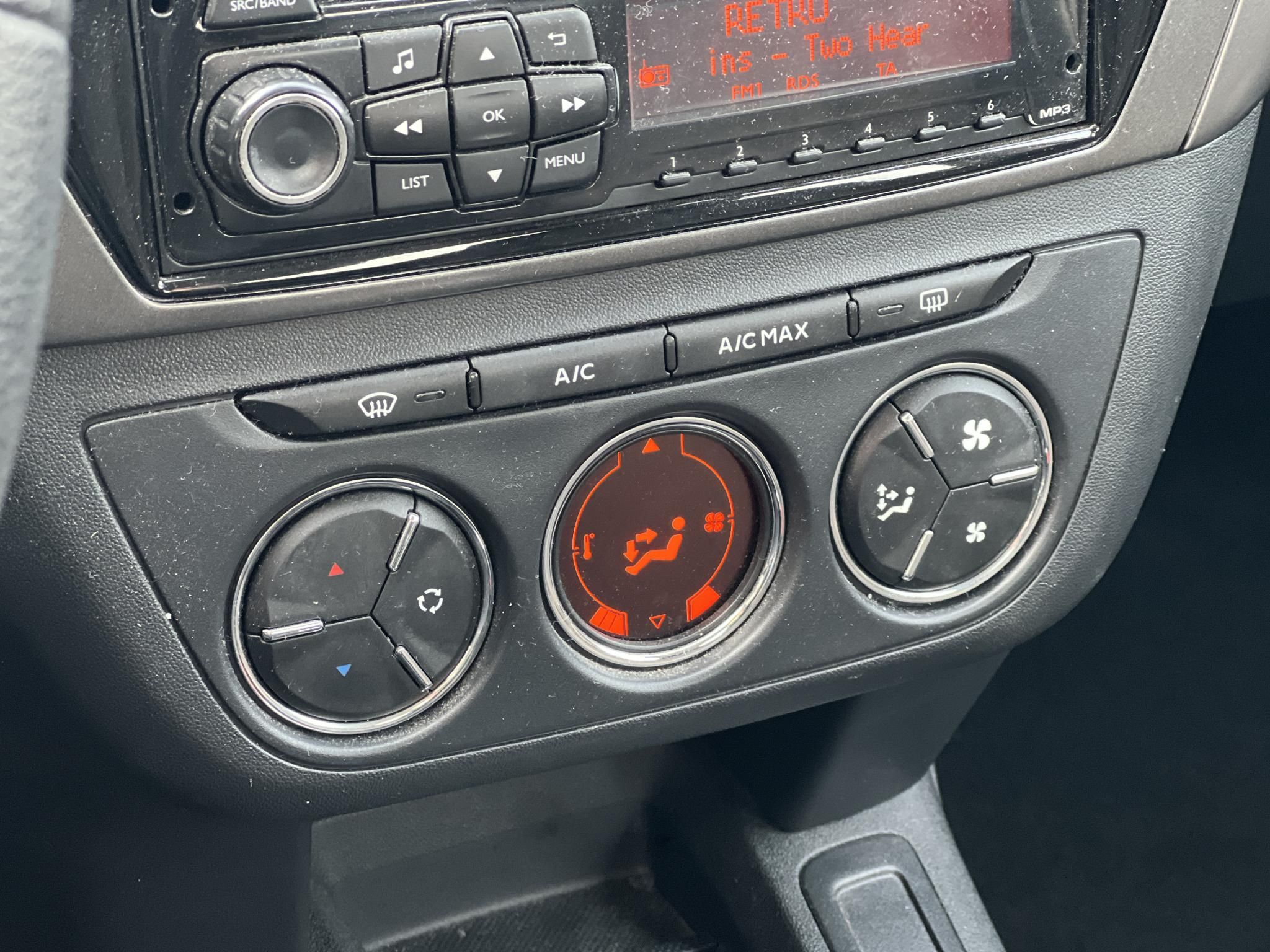 CITROEN C-ELYSEE C-Elysée 1.2 VTi PureTech Sélection 124e km. Magyarországi. Új kuplung. Vezérlés cserélve!