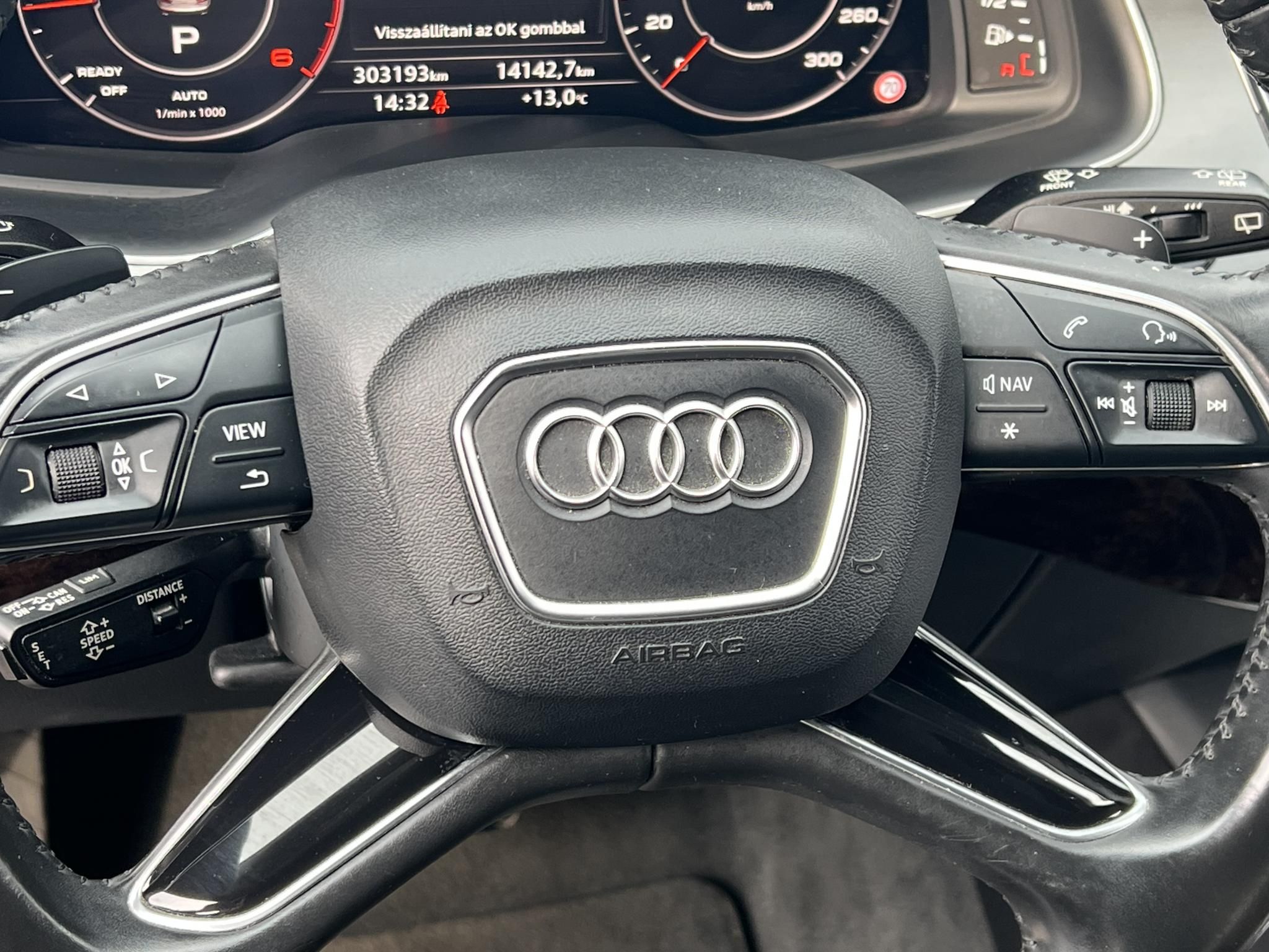 AUDI Q7 3.0 V6 TDI quattro Tiptronic ic M.o.i. 1.tul. rendszeresen karbantartott. vezérlés cserélve!