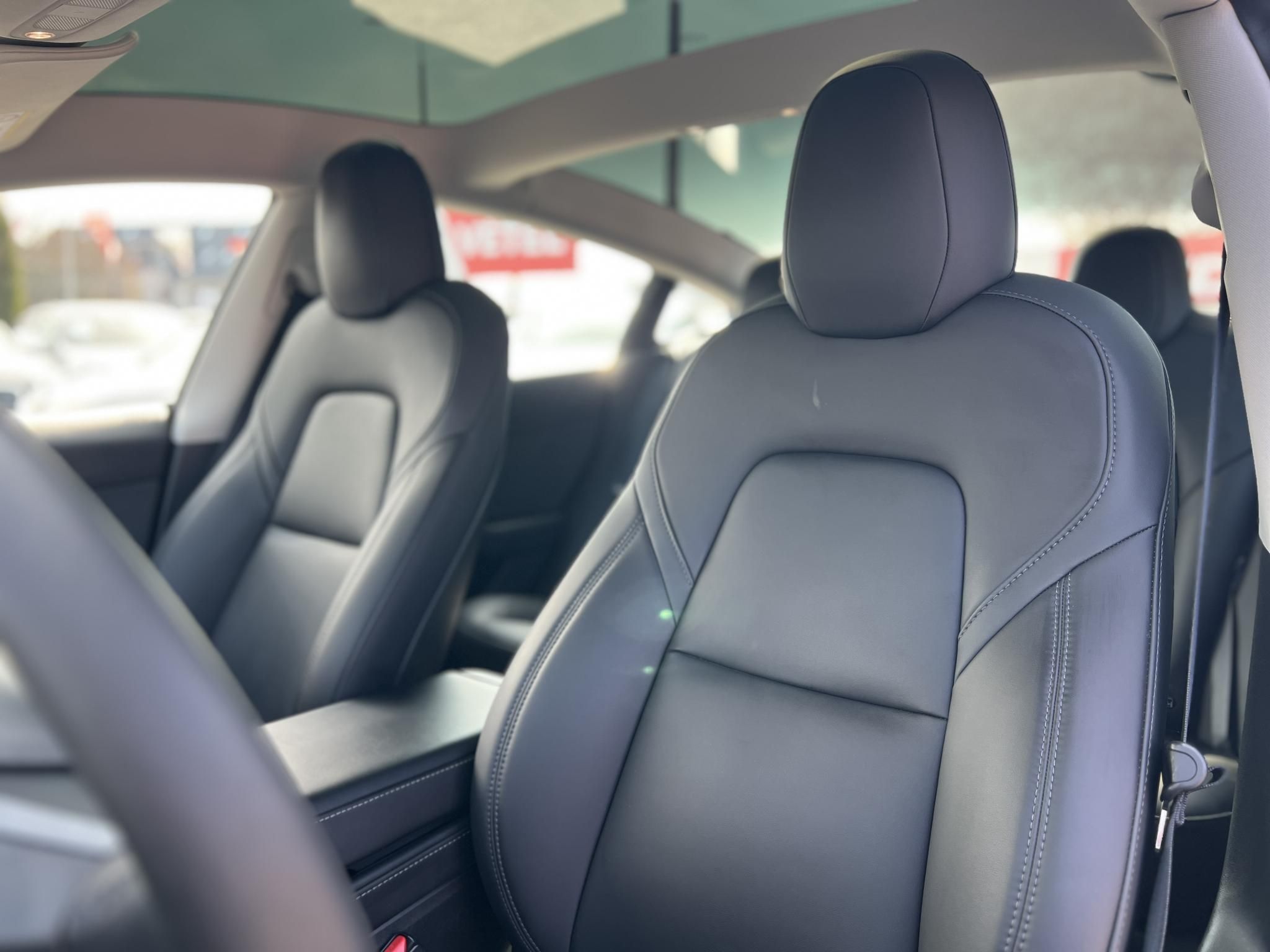 TESLA MODEL 3 Long Range AWD (Automata) 50e km. hőszivattyú. téli-nyári kerékszett