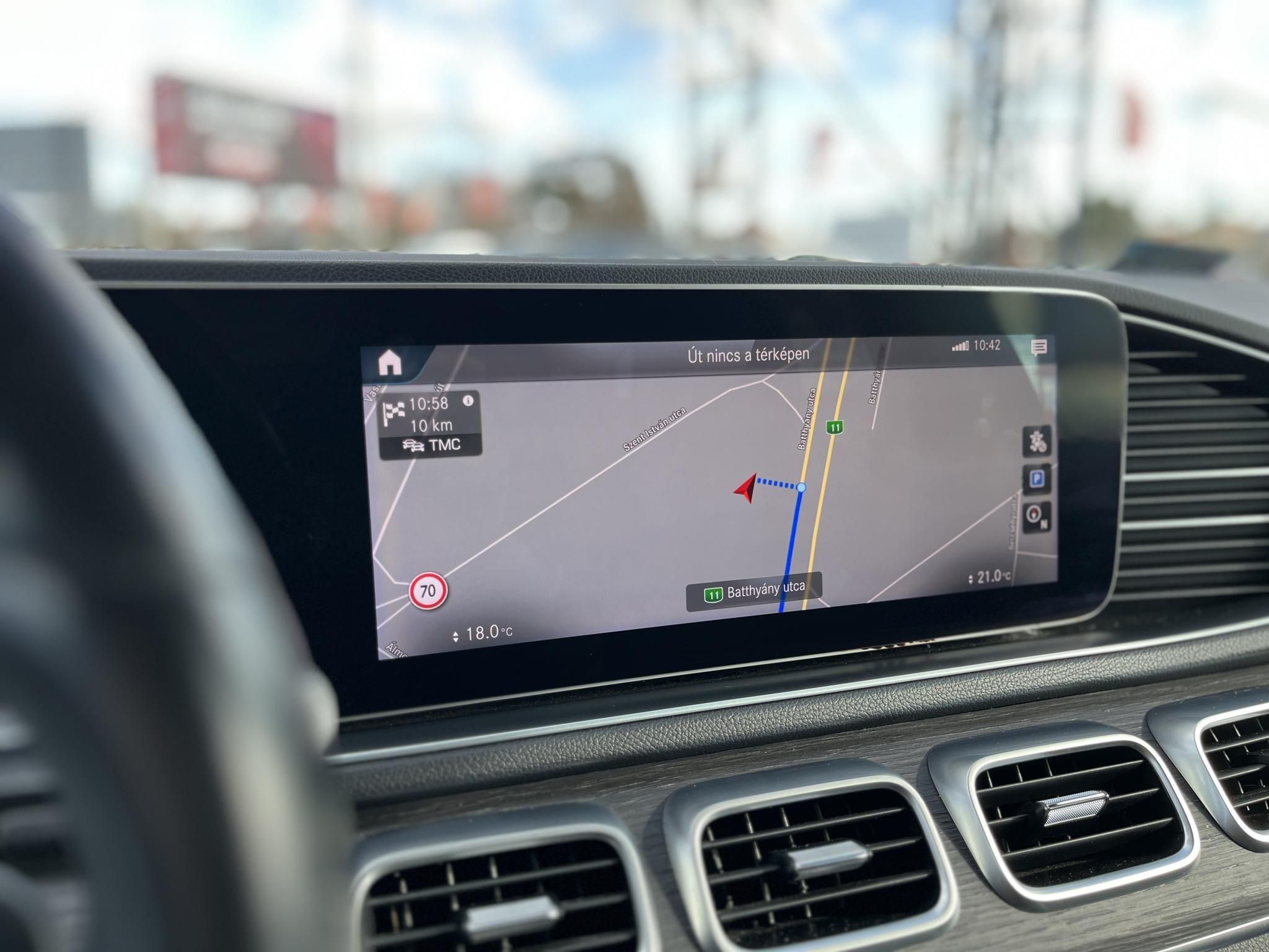 MERCEDES-BENZ GLE-OSZTÁLY GLE 300 d 4Matic 9G-TRONIC M.o.-i. márkaszervizelt. burmester. űléshűtés. memória. vonóhorog. carplay