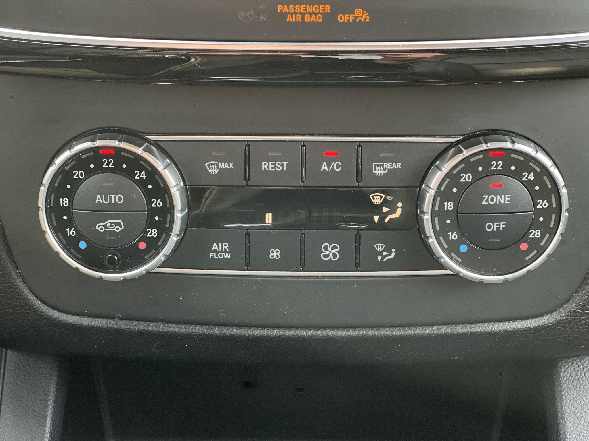 MERCEDES-BENZ GLE 500 e 4Matic (Automata) 135e km. M.o.-i. magas felszereltség. memória. üléshűtés. 360kamera. HUD!