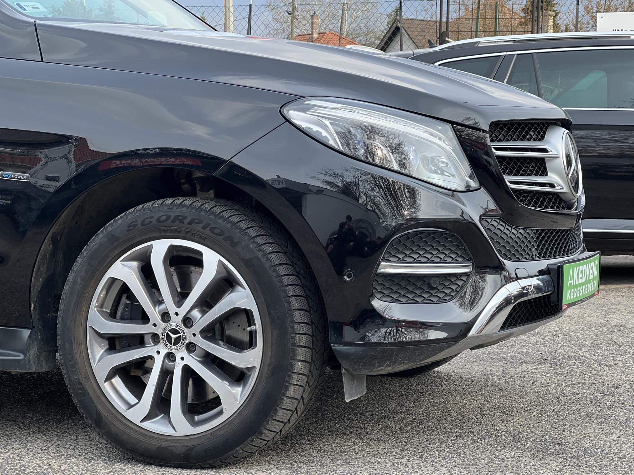 MERCEDES-BENZ GLE 500 e 4Matic (Automata) 135e km. M.o.-i. magas felszereltség. memória. üléshűtés. 360kamera. HUD!