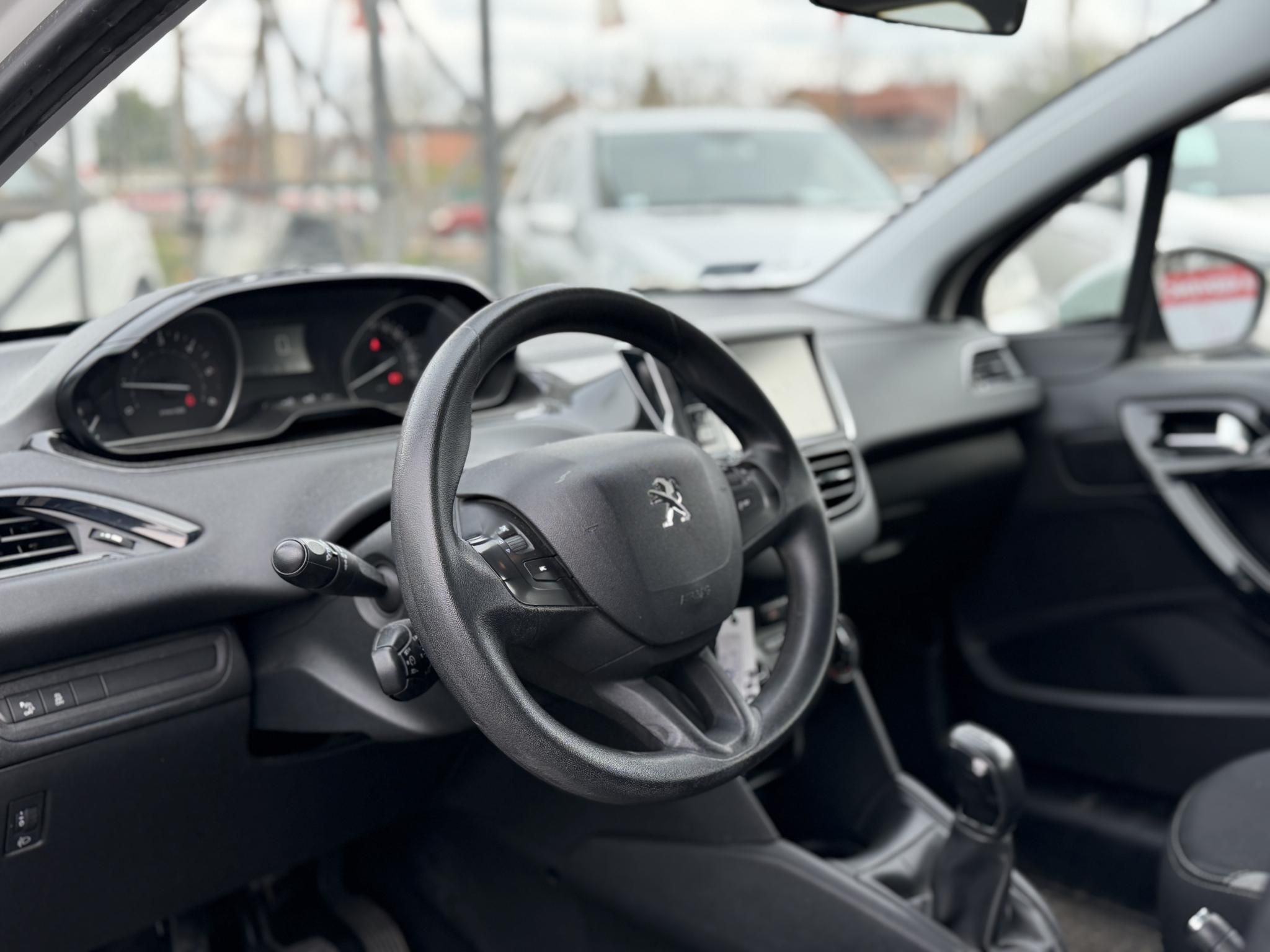 PEUGEOT 208 1.6 BlueHDi Active M.o.-i. 1.tul. klíma. 5L/100km. vezérlés cserélve!