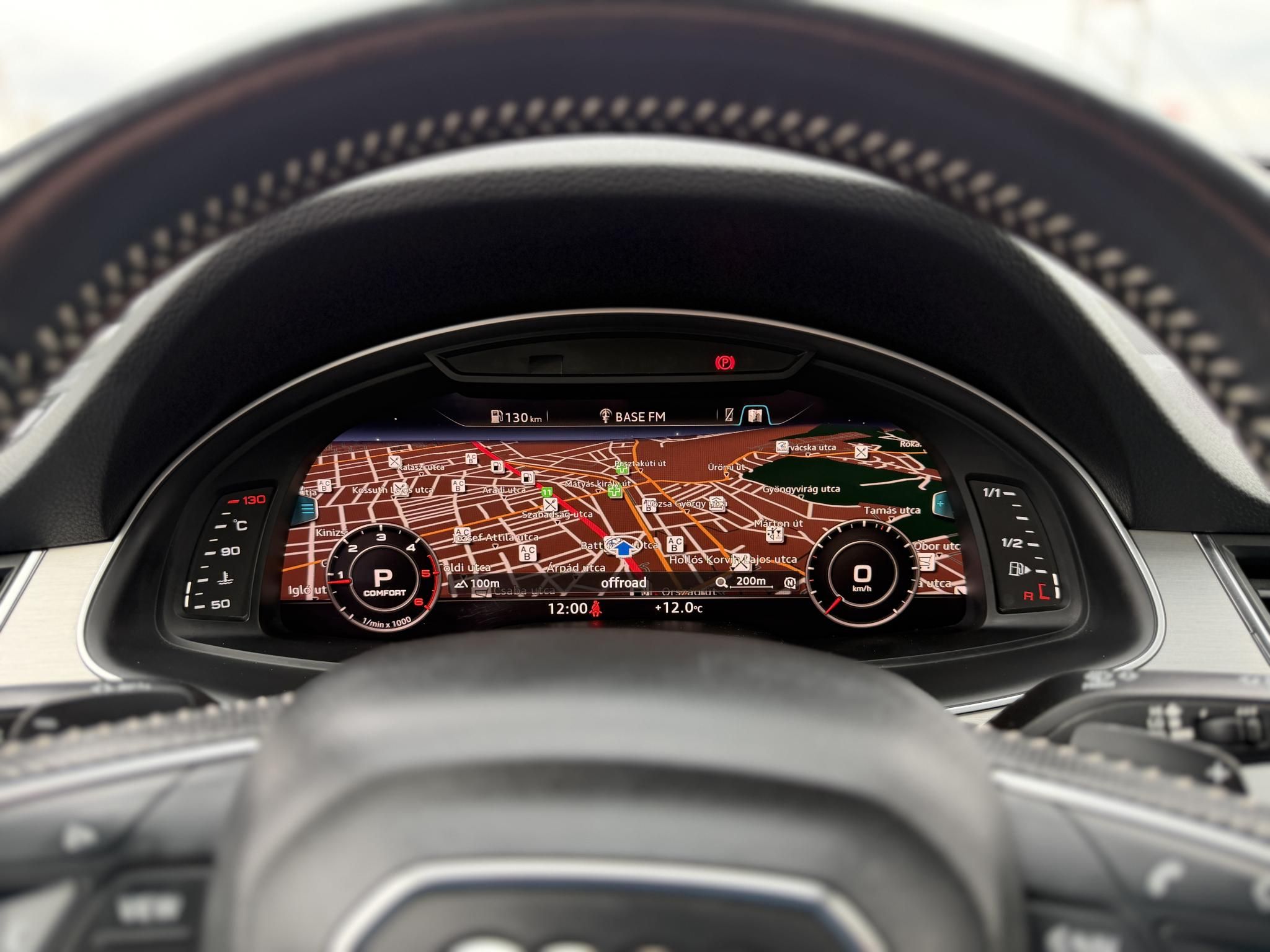 AUDI Q7 3.0 V6 TDI quattro Tiptronic ic [7 személy] S-line M.o.-i. BOSE. virtual cockpit. kamera. keyless. holttér