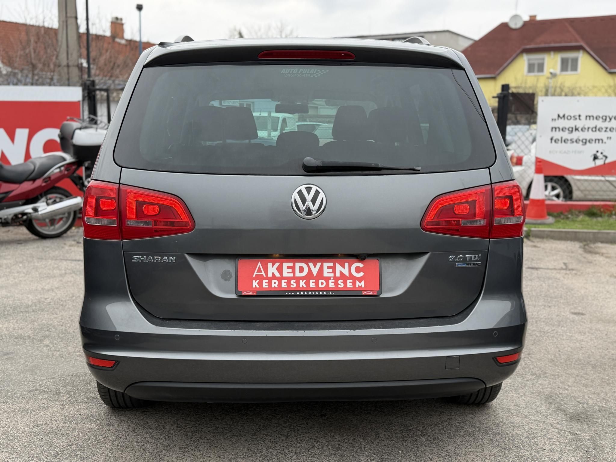 VOLKSWAGEN SHARAN 2.0 CR TDI Comfortline DSG [7 személy] Magyarországi. teljes szerviztörténet!