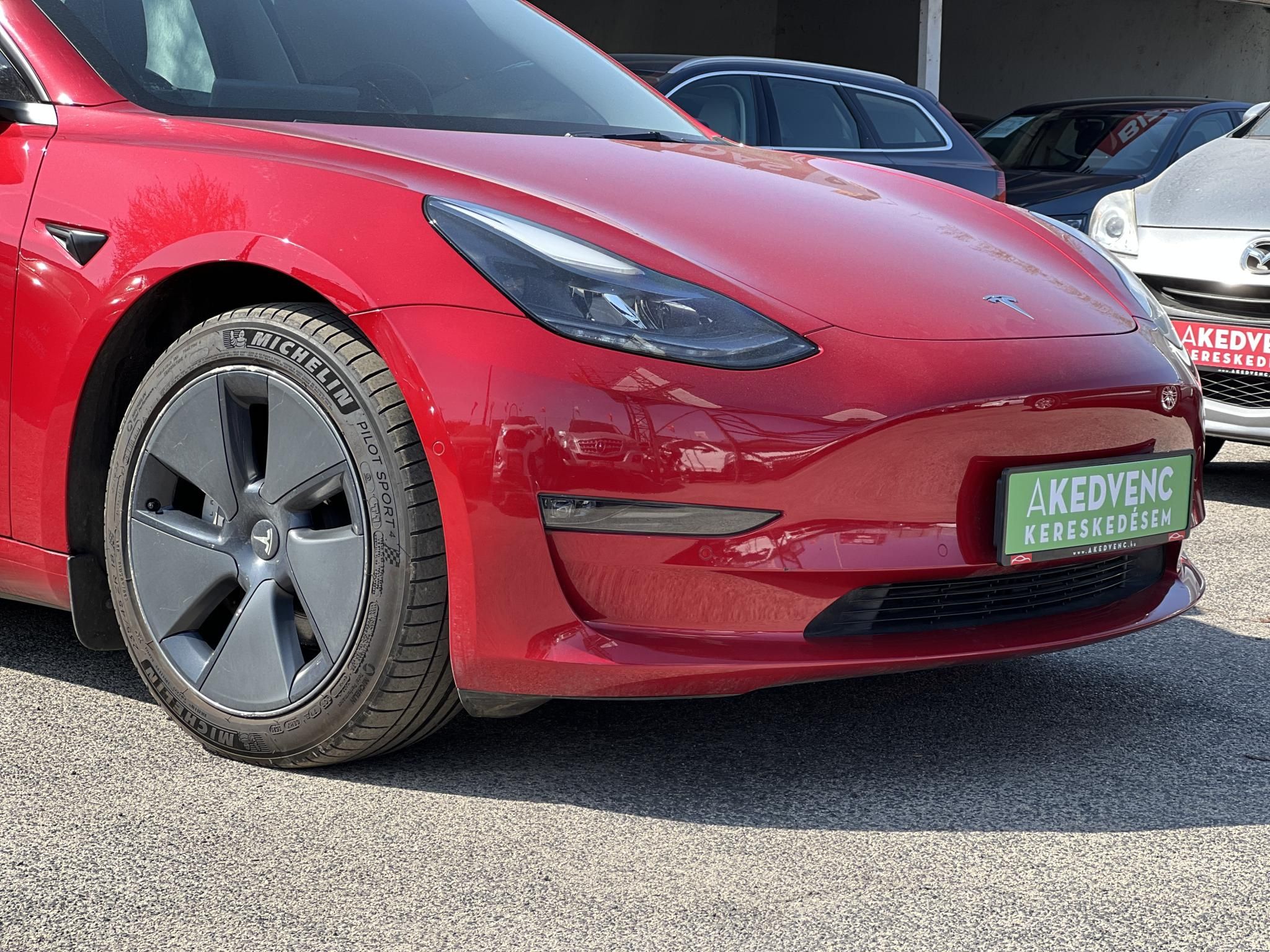 TESLA MODEL 3 Long Range AWD (Automata) 54e km. mátrix LED. hőszivattyú. premium hifi. gyönyörű állapot!