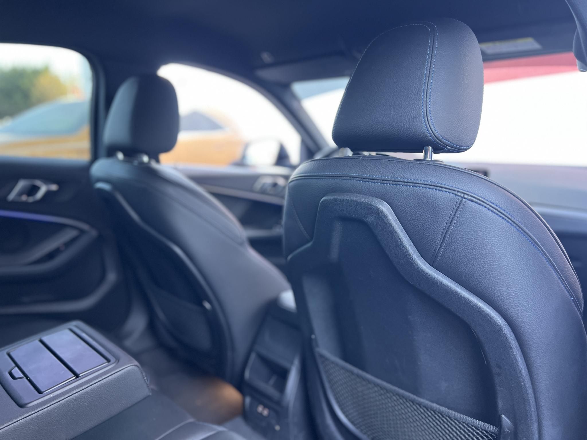 BMW 218d M Sport (Automata) 98e km. CARPLAY. LED. tempomat. ülésfűtés. keyless. megkímélt állapot!