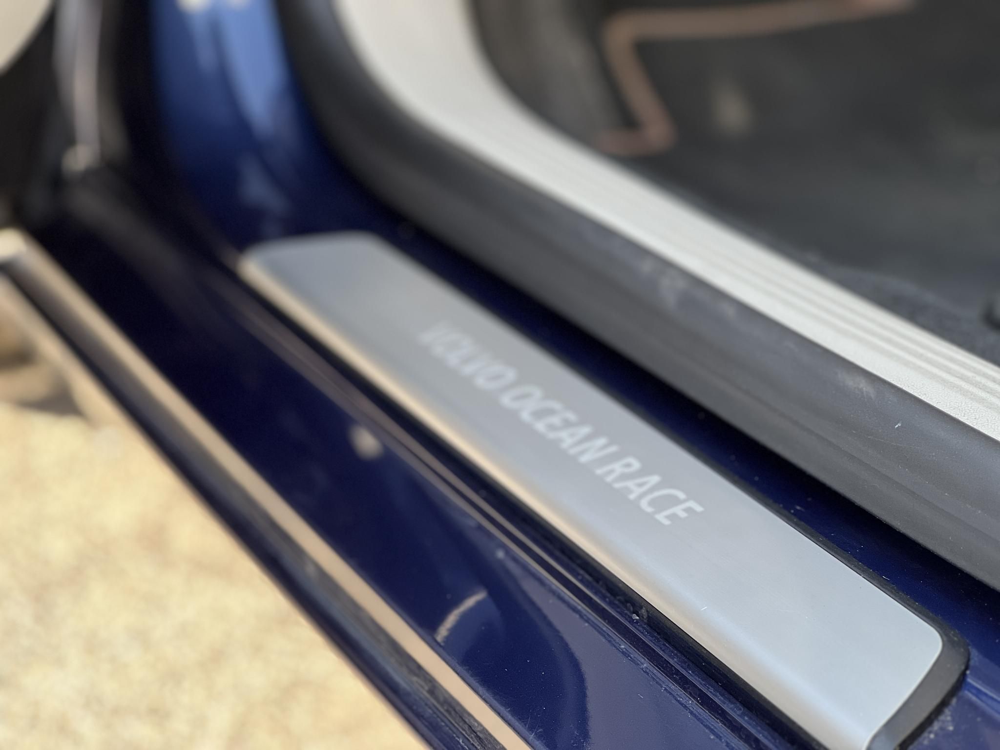 VOLVO V40 1.6 T3 Ocean Race