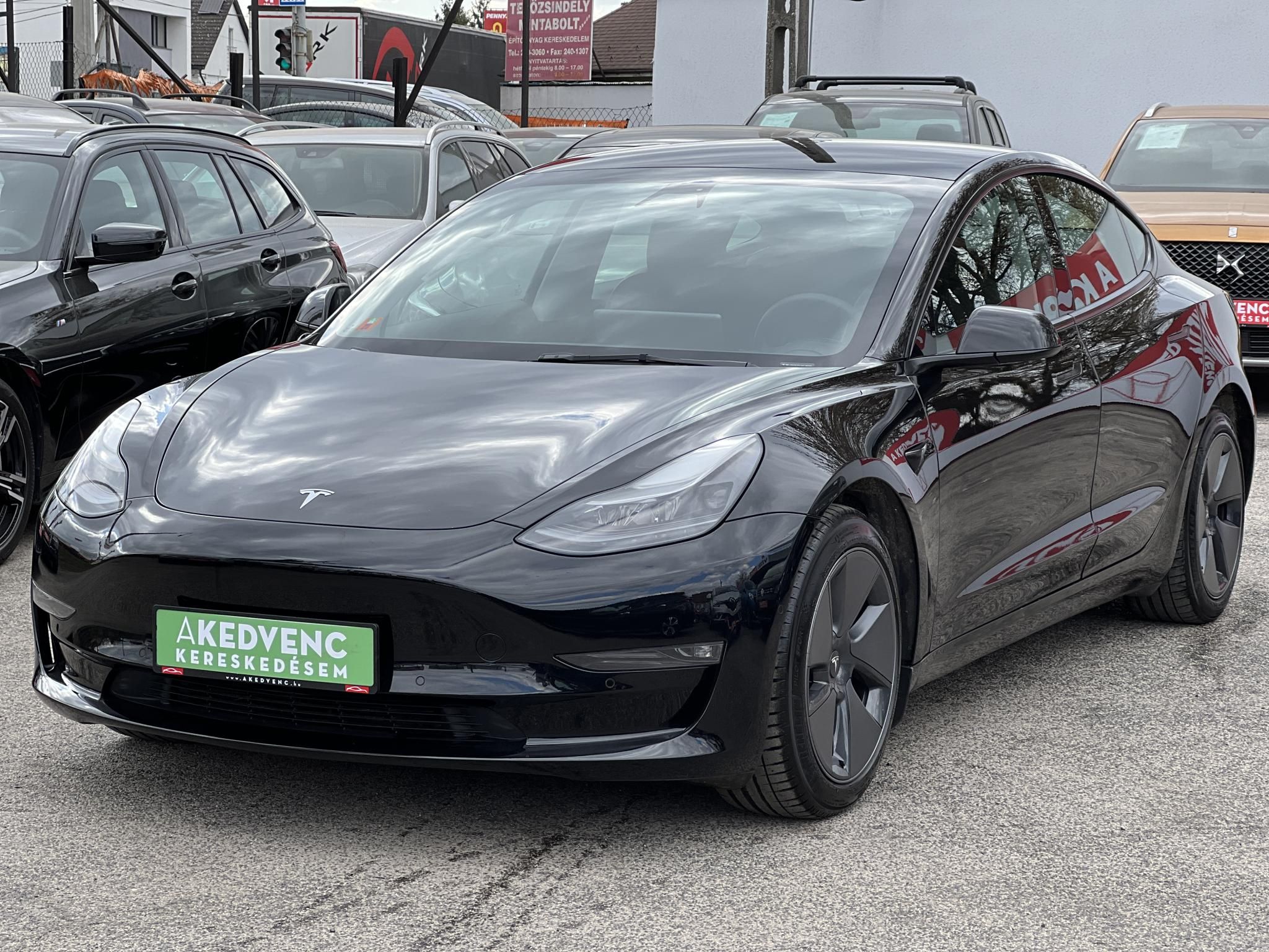 TESLA MODEL 3 Long Range AWD (Automata) 63e km. mátrix LED. hőszivattyú. garanciális. kitűnő állapot!