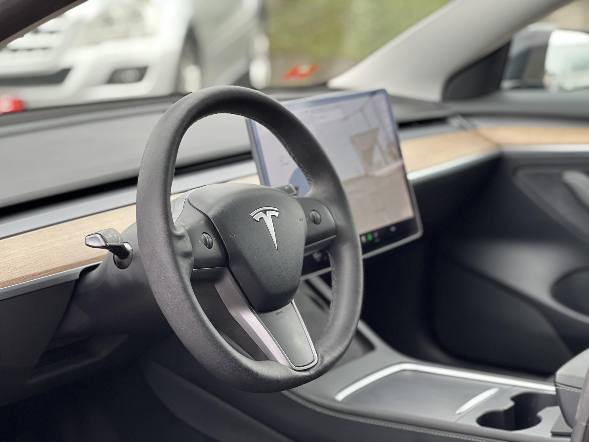 TESLA MODEL 3 Long Range AWD (Automata) 63e km. mátrix LED. hőszivattyú. garanciális. kitűnő állapot!