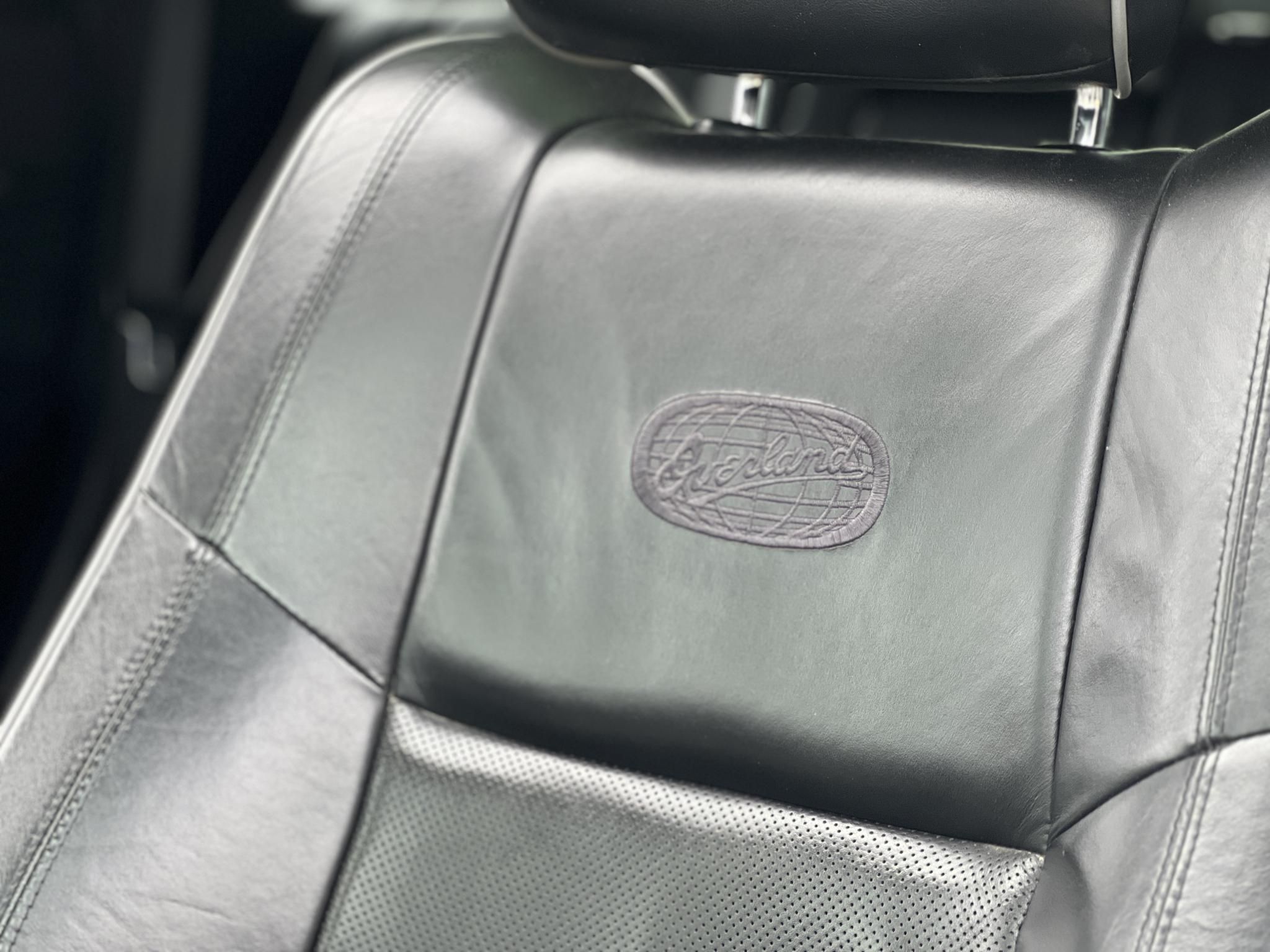 JEEP GRAND CHEROKEE 3.0 V6 CRD Overland (Automata) Xenon Memória Üléshűtés Panorámatető Vonóhorog Friss vizsga!